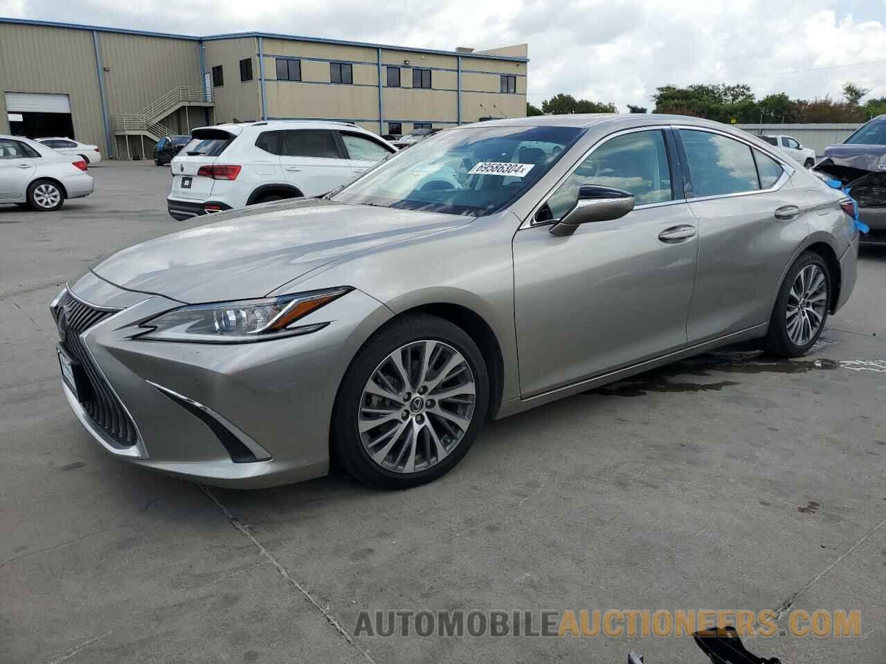 58ADZ1B15LU081372 LEXUS ES350 2020