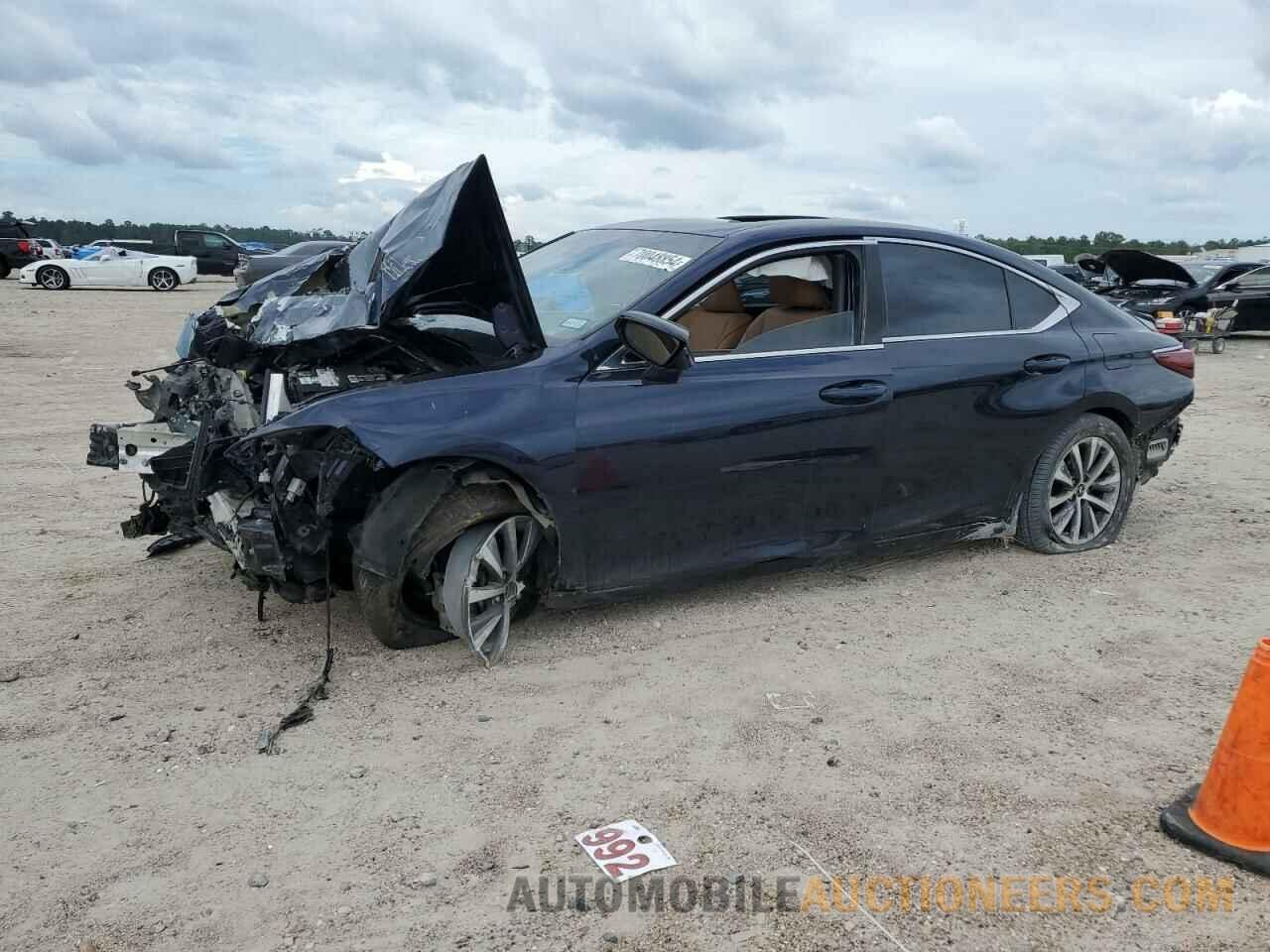 58ADZ1B16LU054133 LEXUS ES350 2020