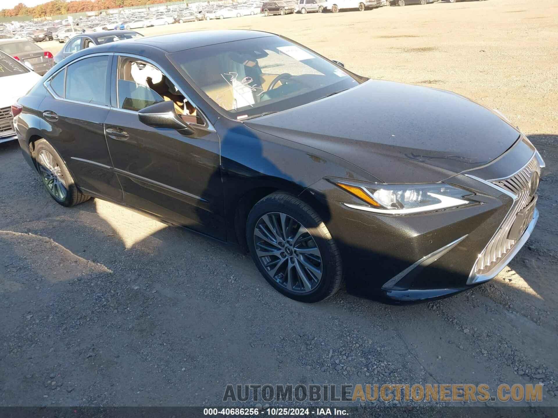 58ADZ1B16LU056898 LEXUS ES 350 2020