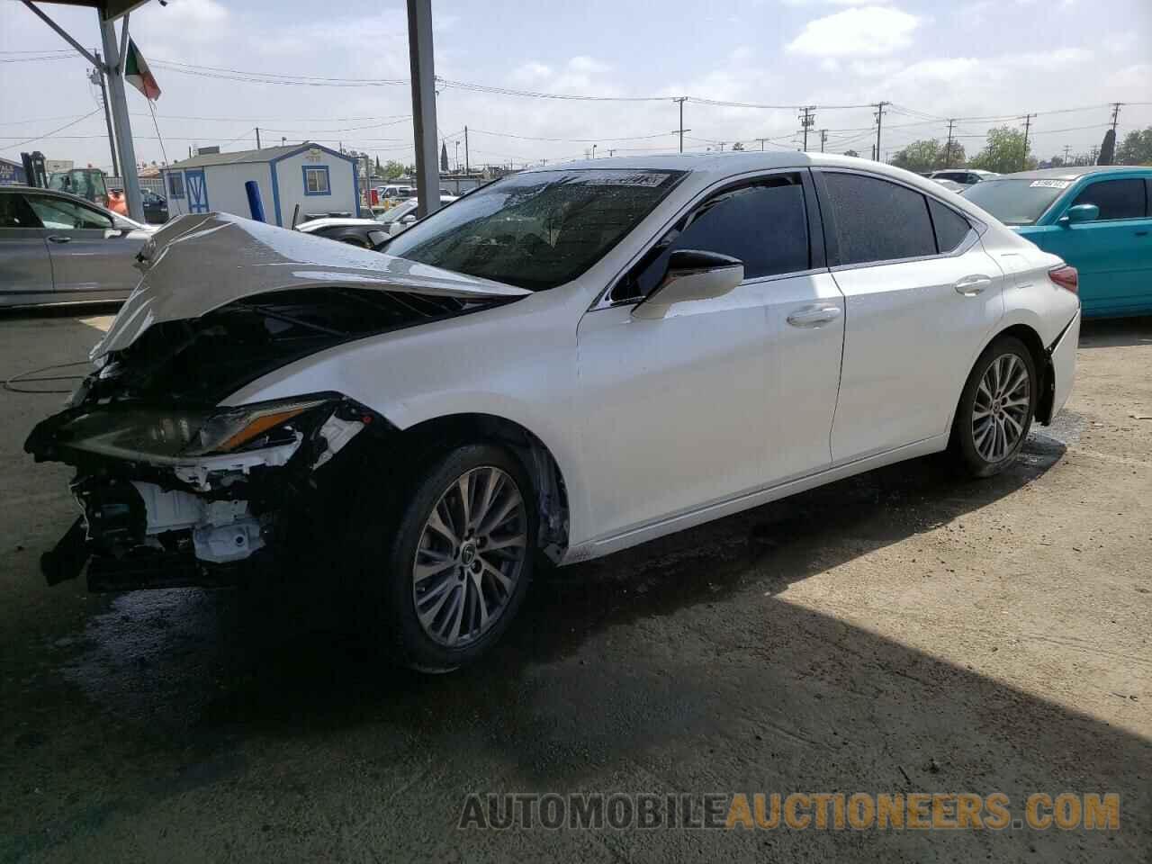 58ADZ1B16LU067819 LEXUS ES350 2020