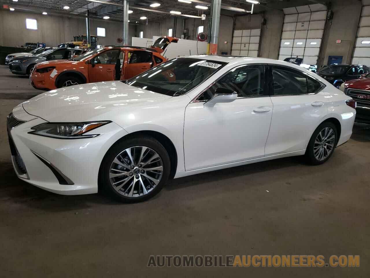 58ADZ1B16LU068582 LEXUS ES350 2020