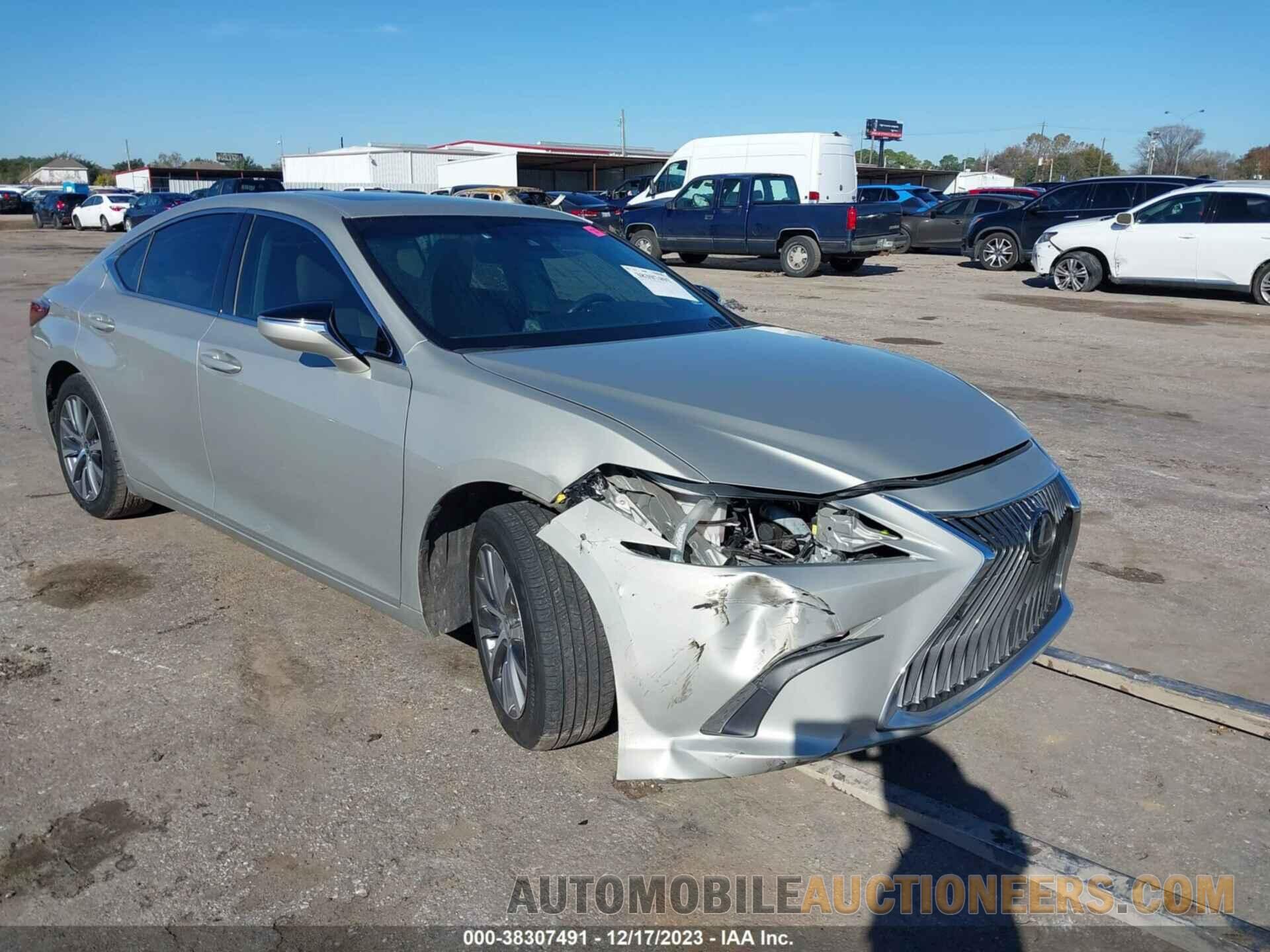 58ADZ1B16LU076424 LEXUS ES 2020