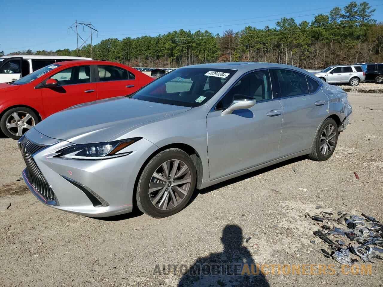 58ADZ1B17LU077856 LEXUS ES350 2020