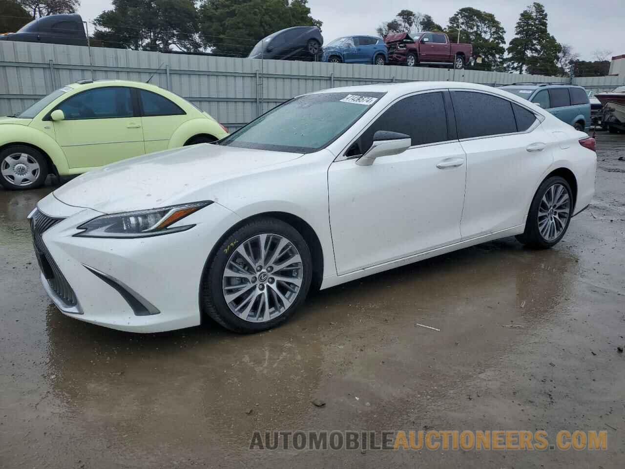 58ADZ1B17MU093217 LEXUS ES350 2021