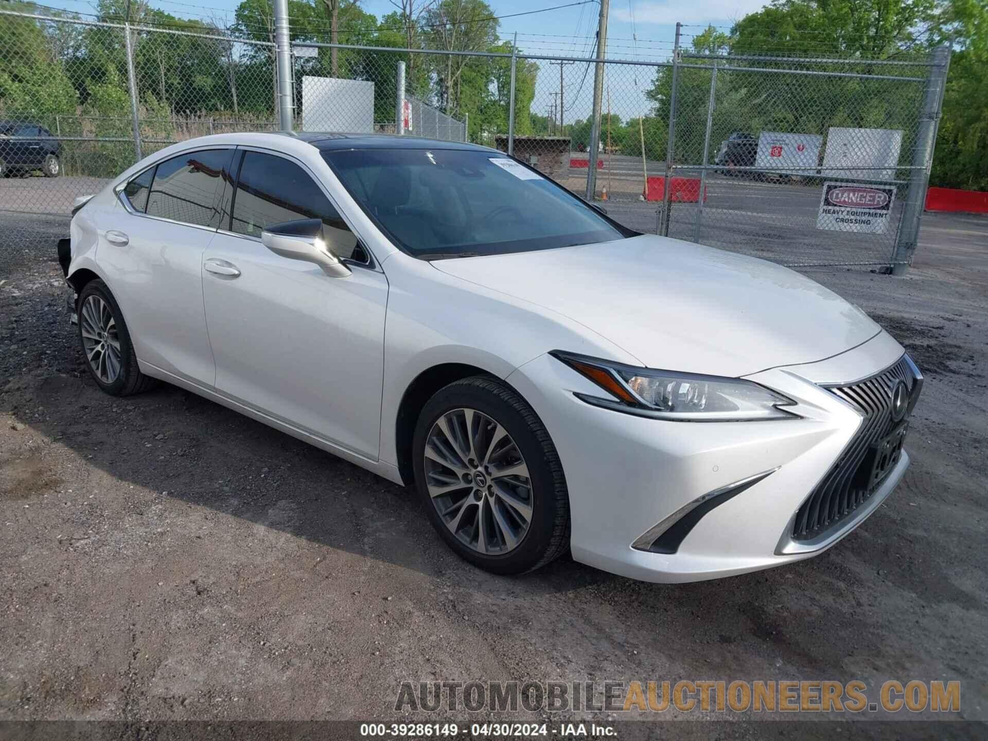 58ADZ1B17MU097526 LEXUS ES 350 2021