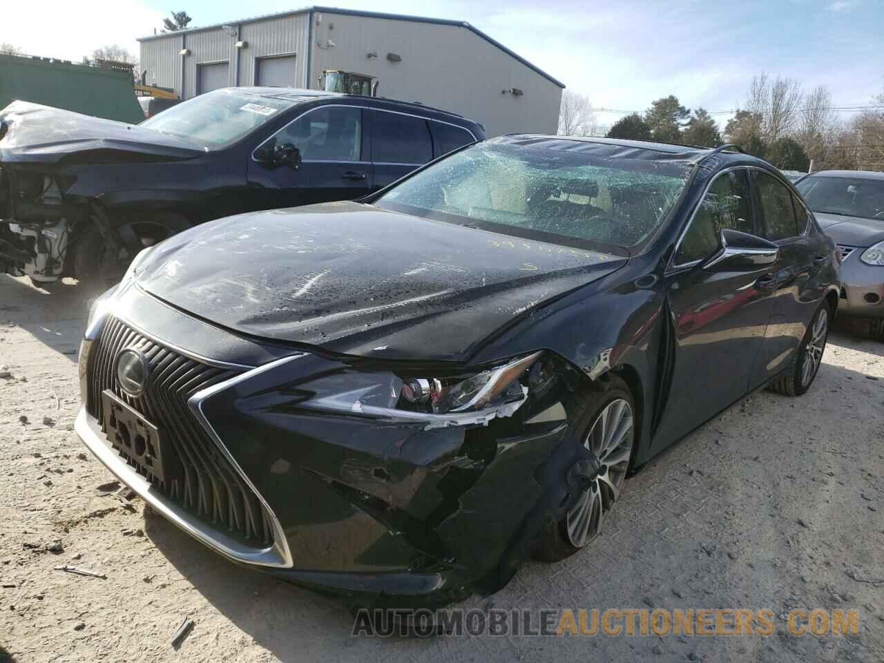 58ADZ1B18LU053212 LEXUS ES350 2020