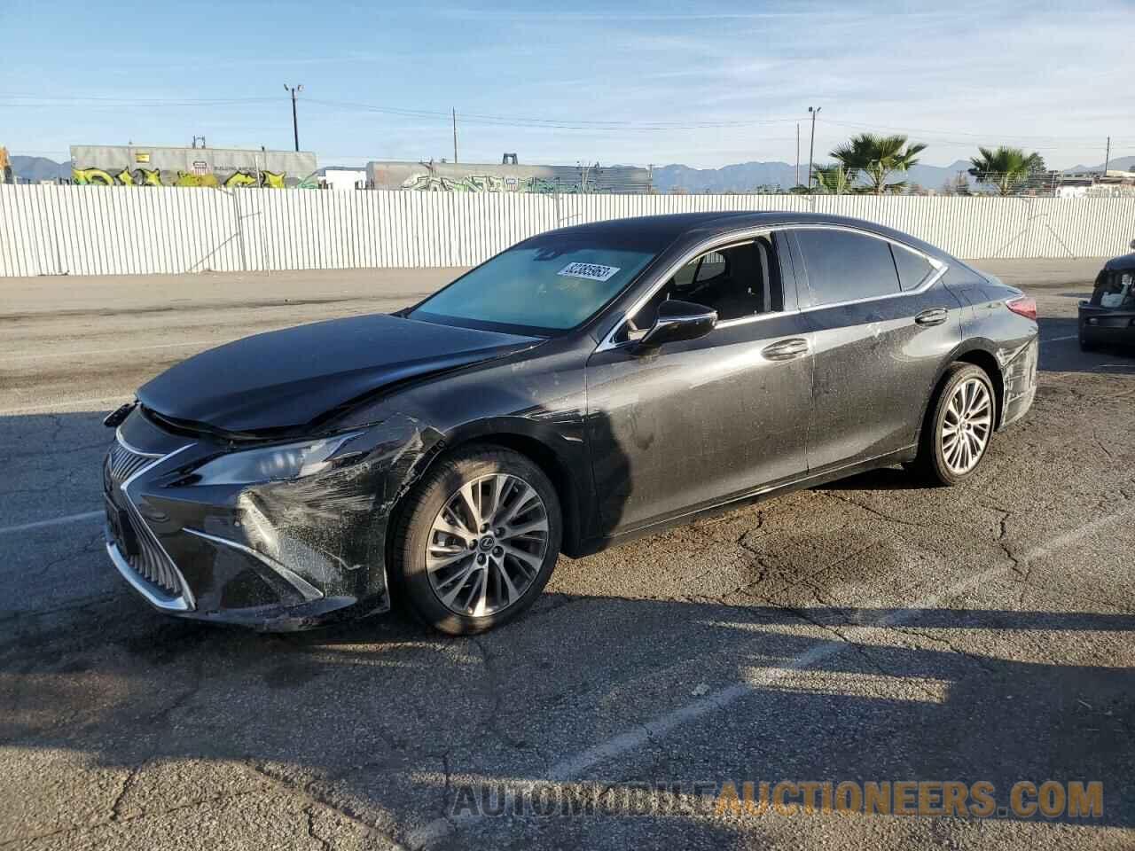 58ADZ1B18LU055915 LEXUS ES350 2020