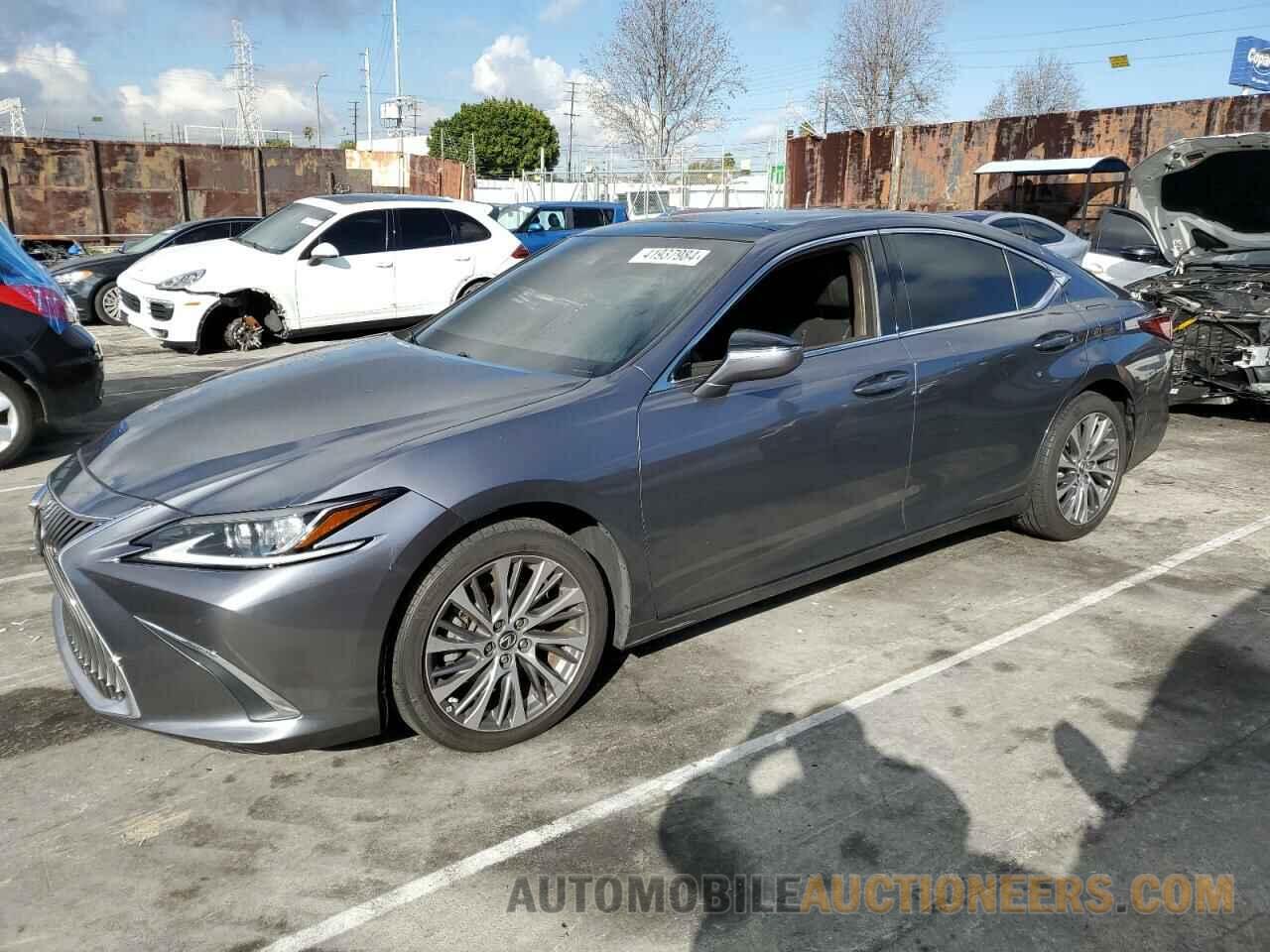 58ADZ1B18LU076327 LEXUS ES350 2020