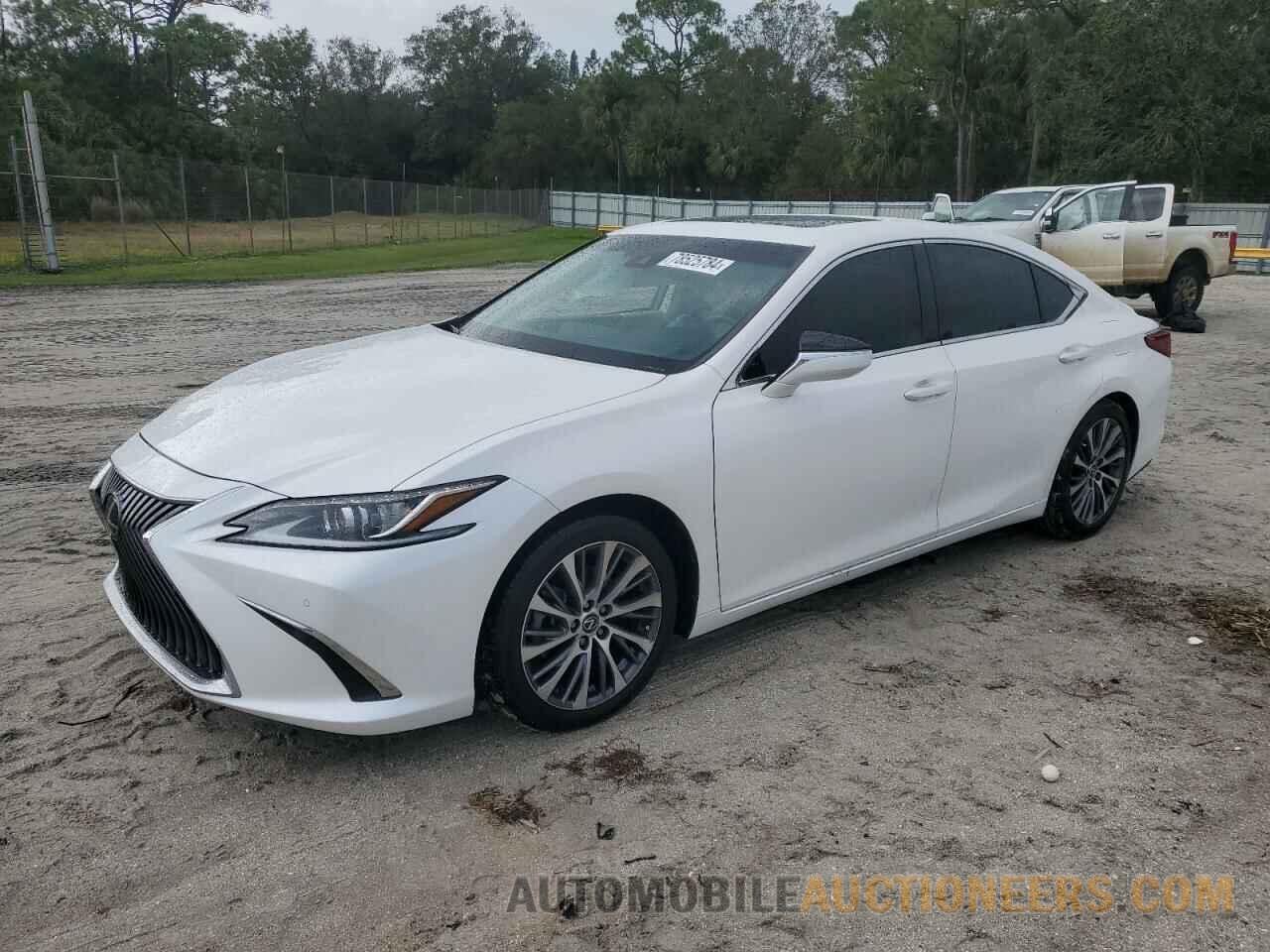 58ADZ1B18LU079969 LEXUS ES350 2020