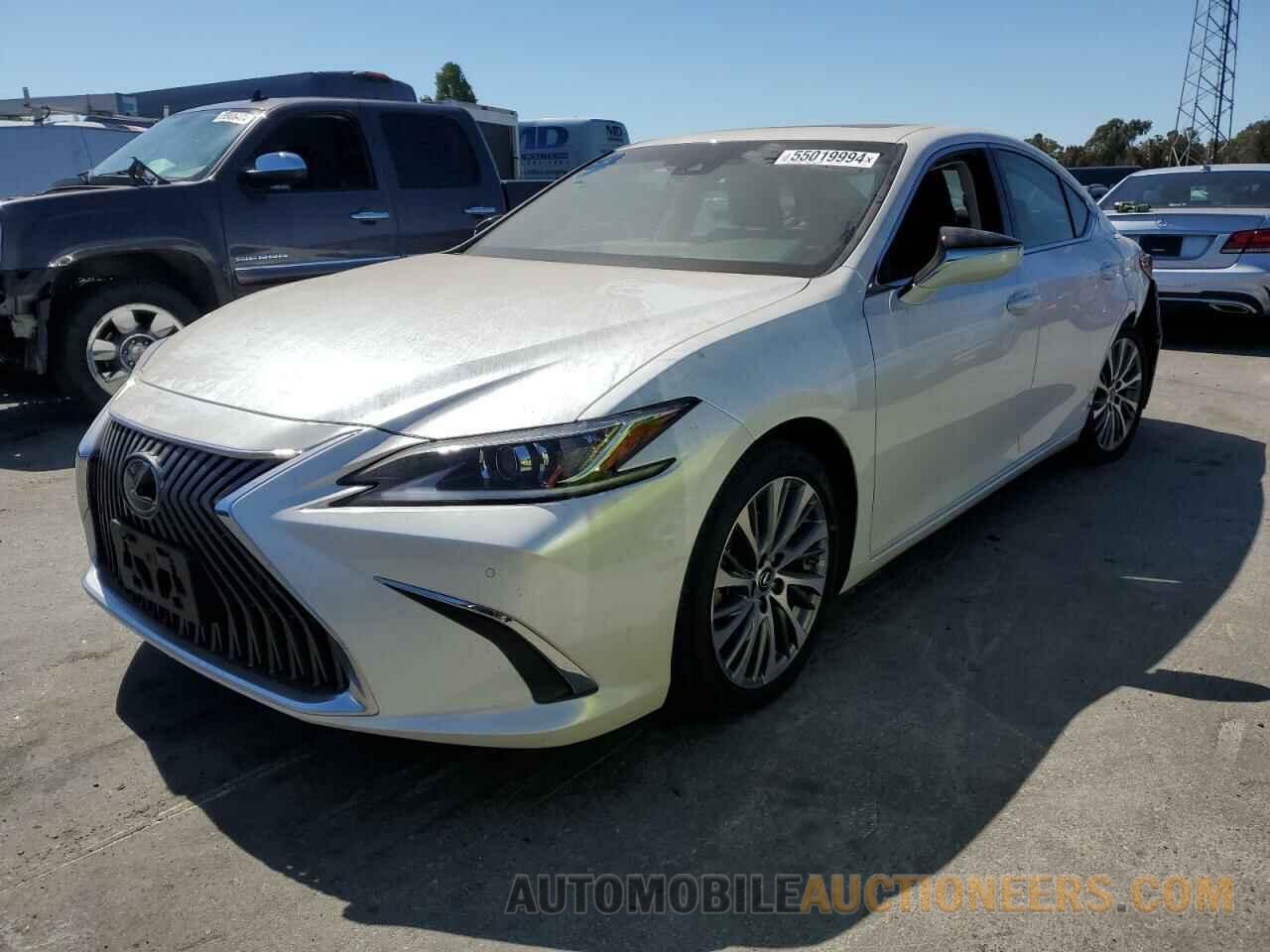 58ADZ1B18MU084137 LEXUS ES350 2021