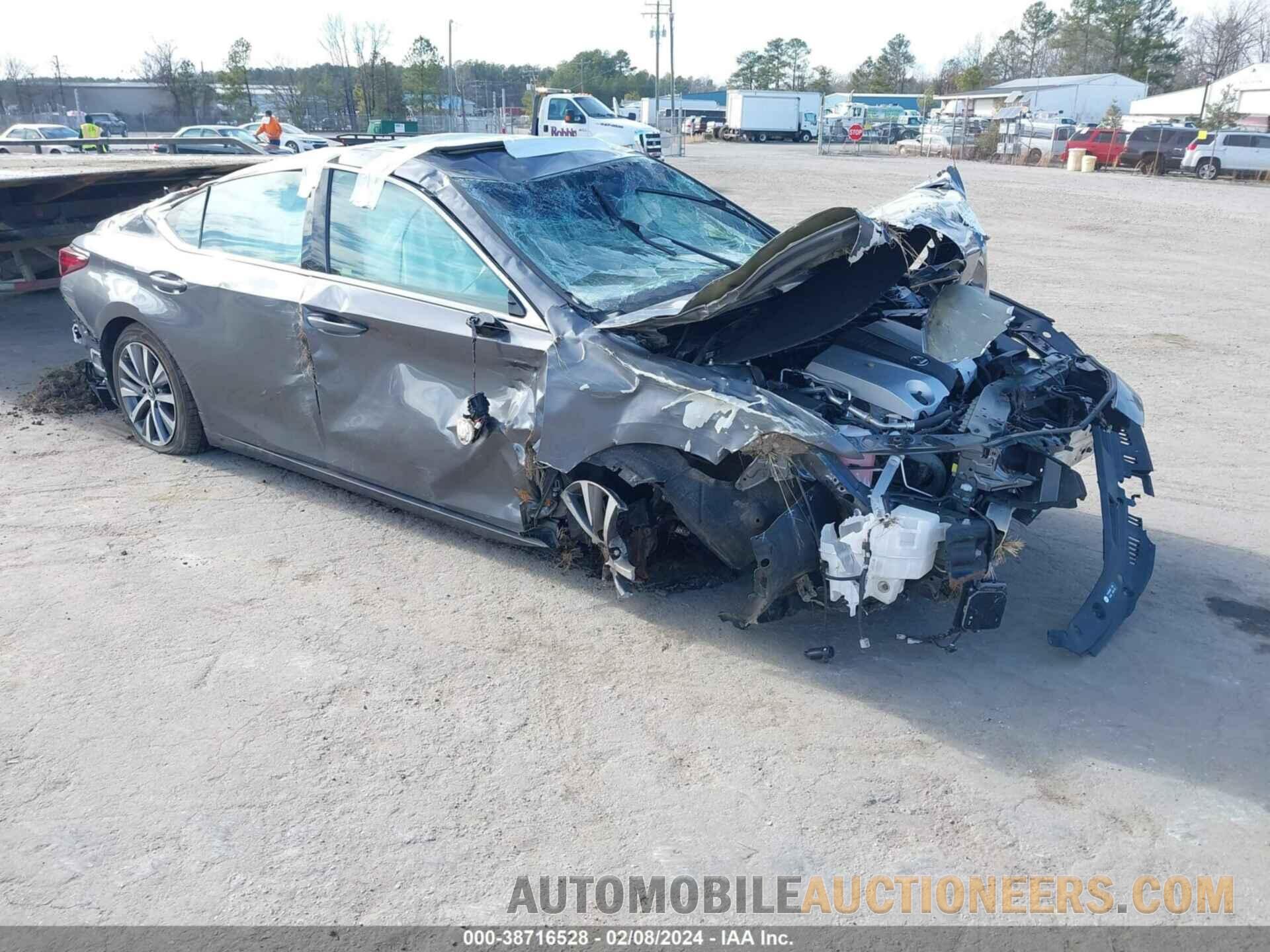 58ADZ1B18MU092013 LEXUS ES 350 2021