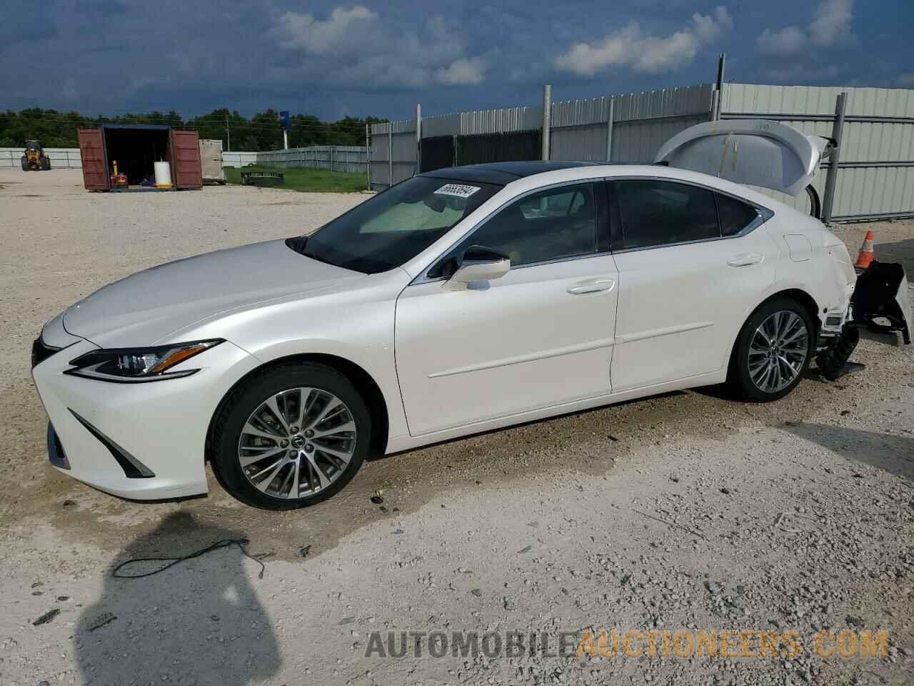 58ADZ1B18MU099561 LEXUS ES350 2021