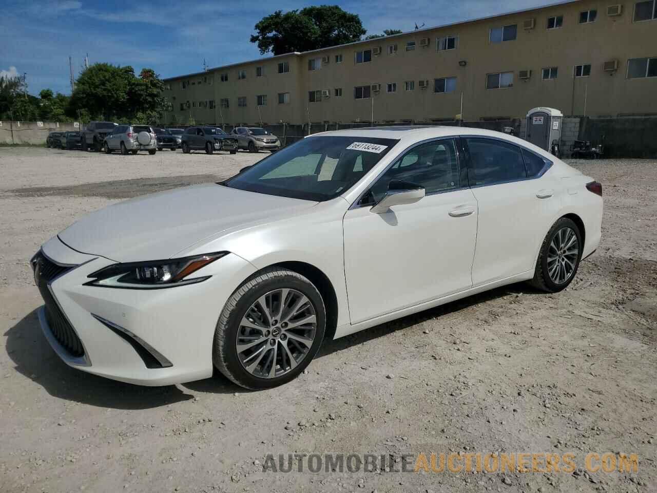 58ADZ1B18MU101034 LEXUS ES350 2021