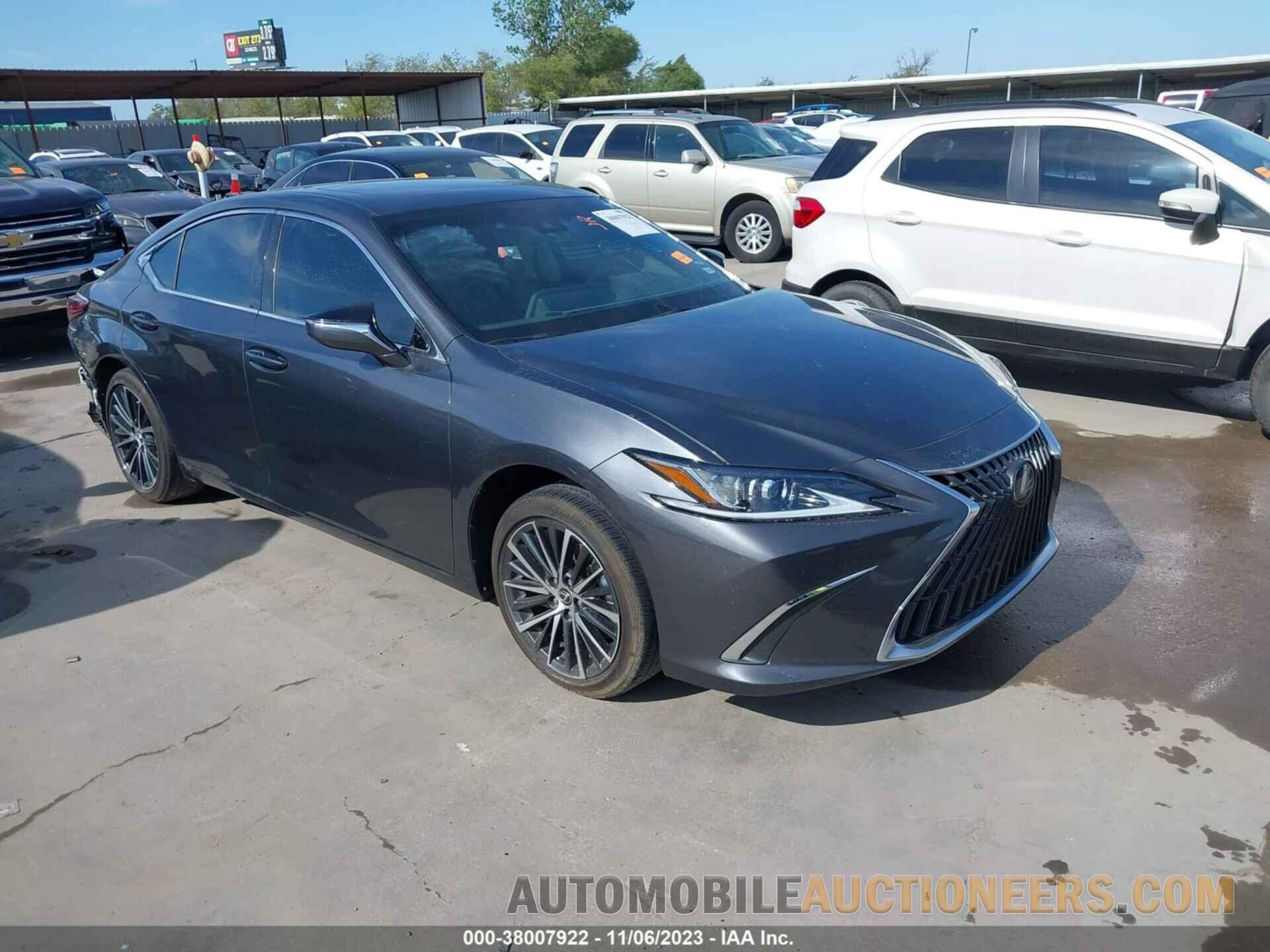 58ADZ1B18NU125061 LEXUS ES 2022