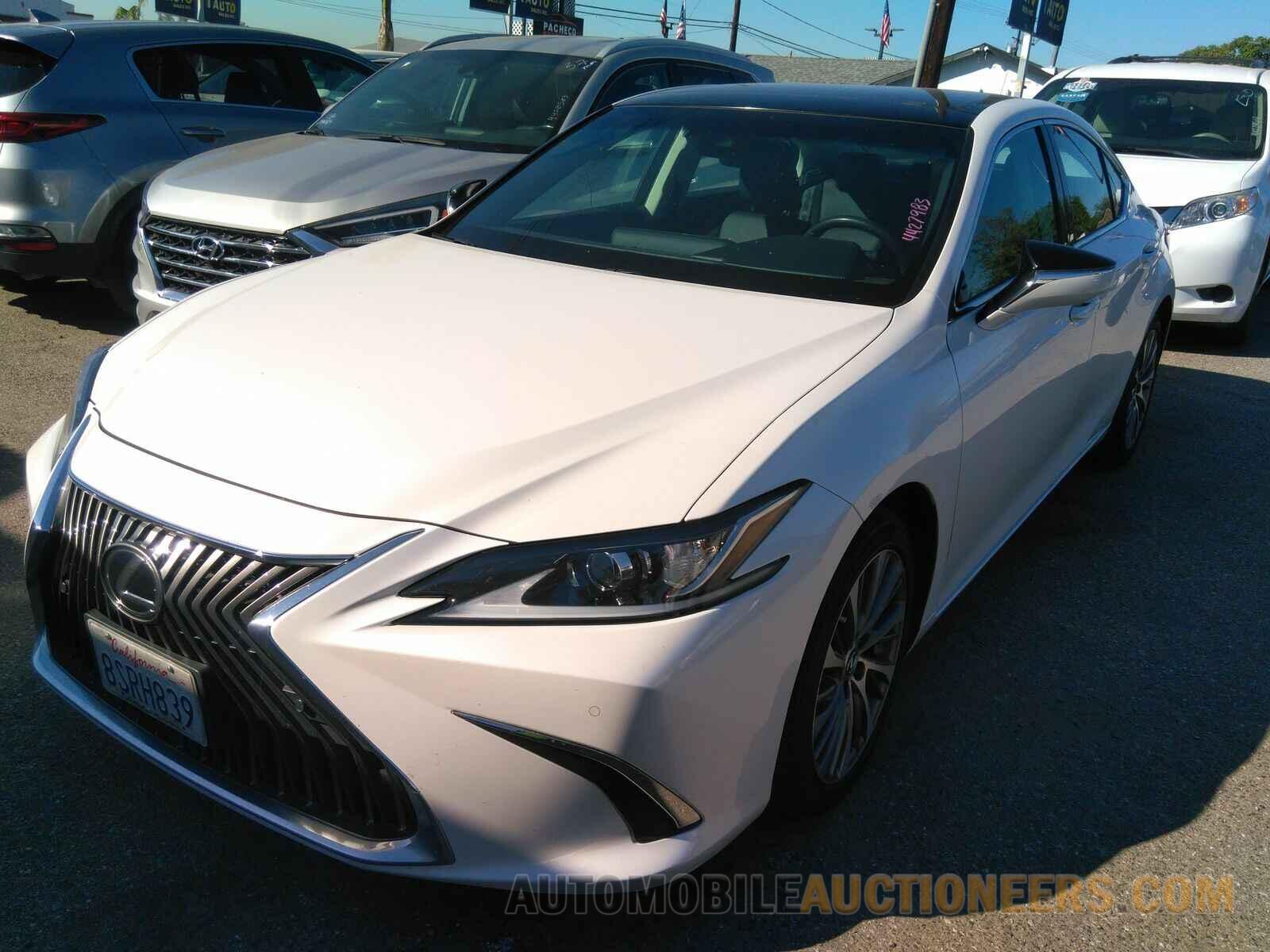 58ADZ1B19LU071122 Lexus ES ES 2020