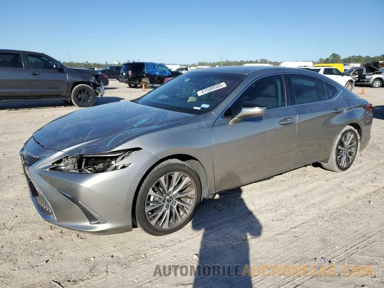 58ADZ1B19LU074716 LEXUS ES350 2020