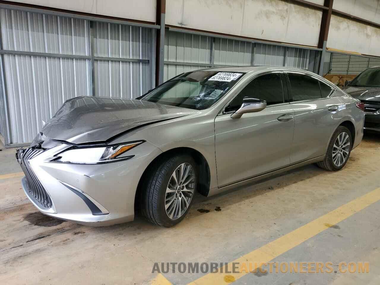 58ADZ1B19LU077065 LEXUS ES350 2020