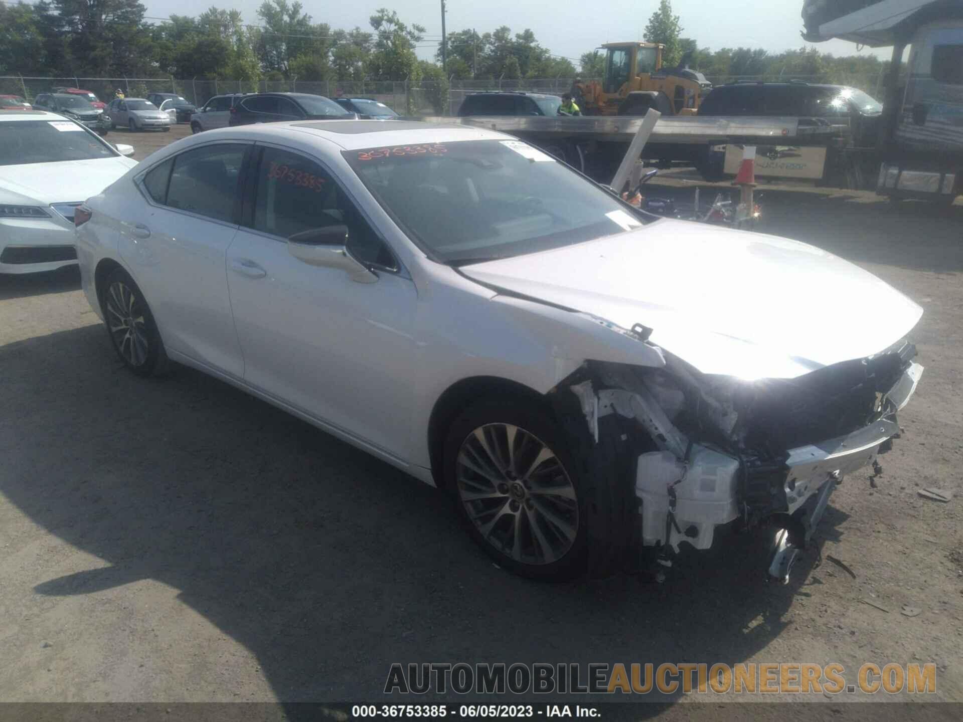 58ADZ1B19LU077518 LEXUS ES 2020