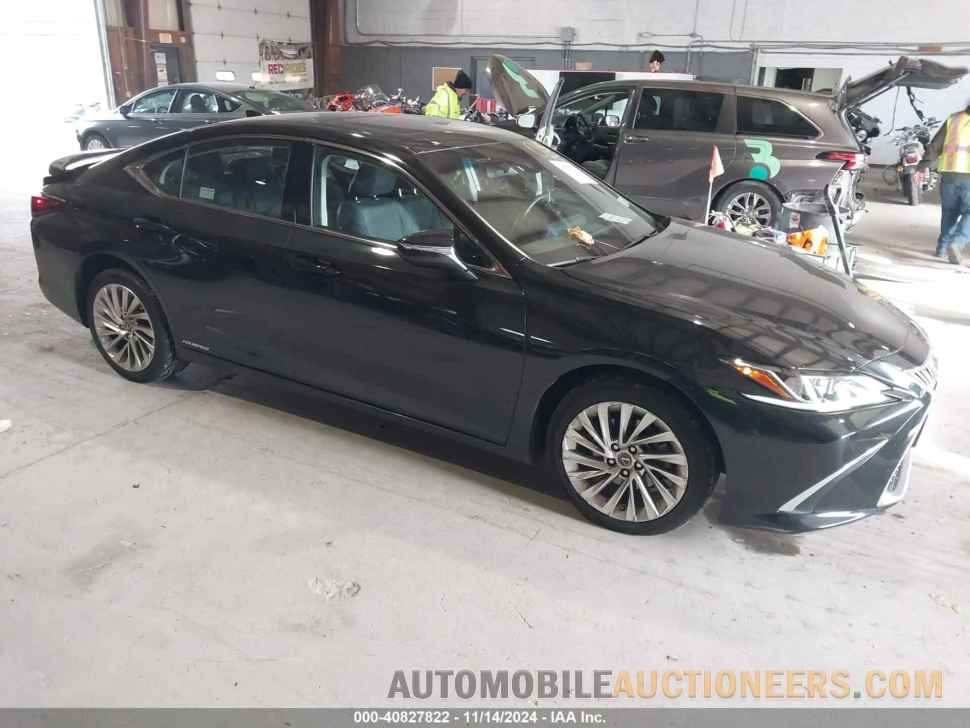 58AE21B16LU005362 LEXUS ES 300H 2020