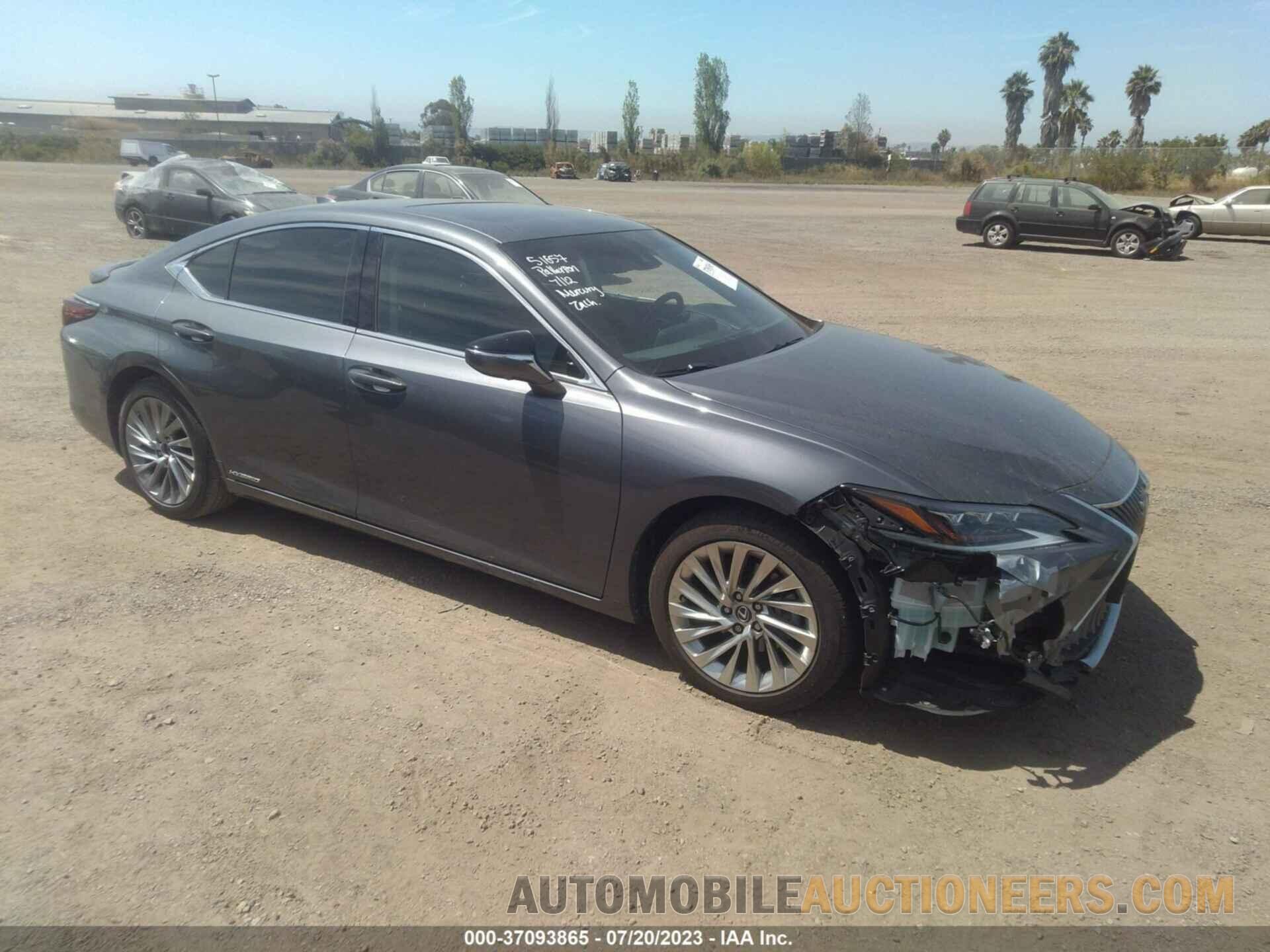 58AE21B16LU009301 LEXUS ES 2020