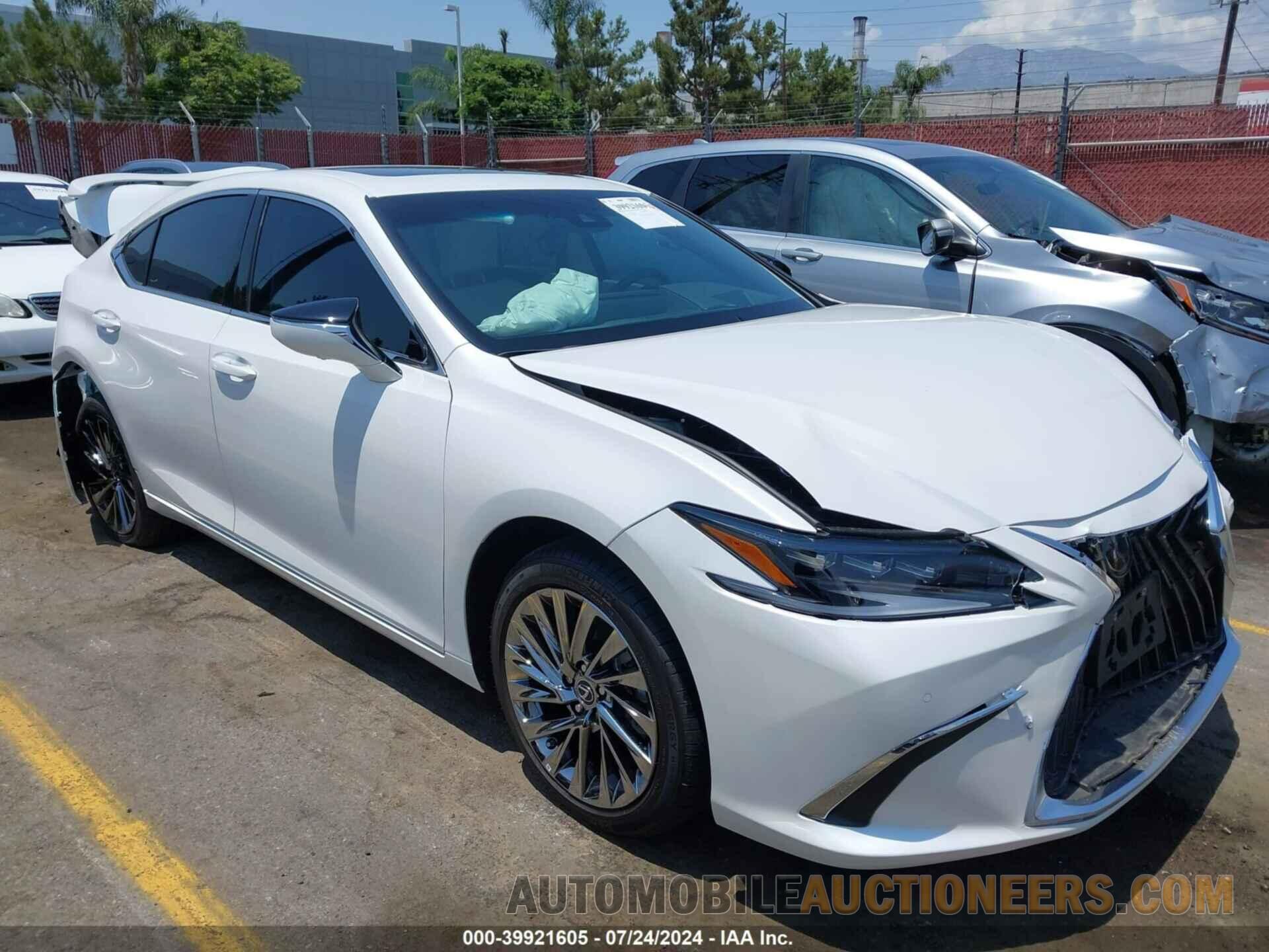 58AEA1C10RU050999 LEXUS ES 300H 2024