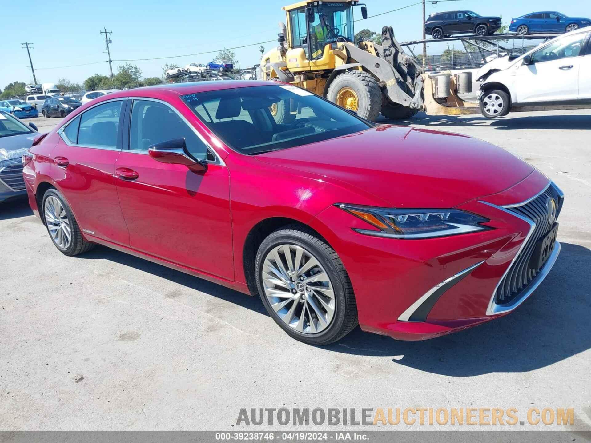 58AEA1C12MU012473 LEXUS ES 300H 2021