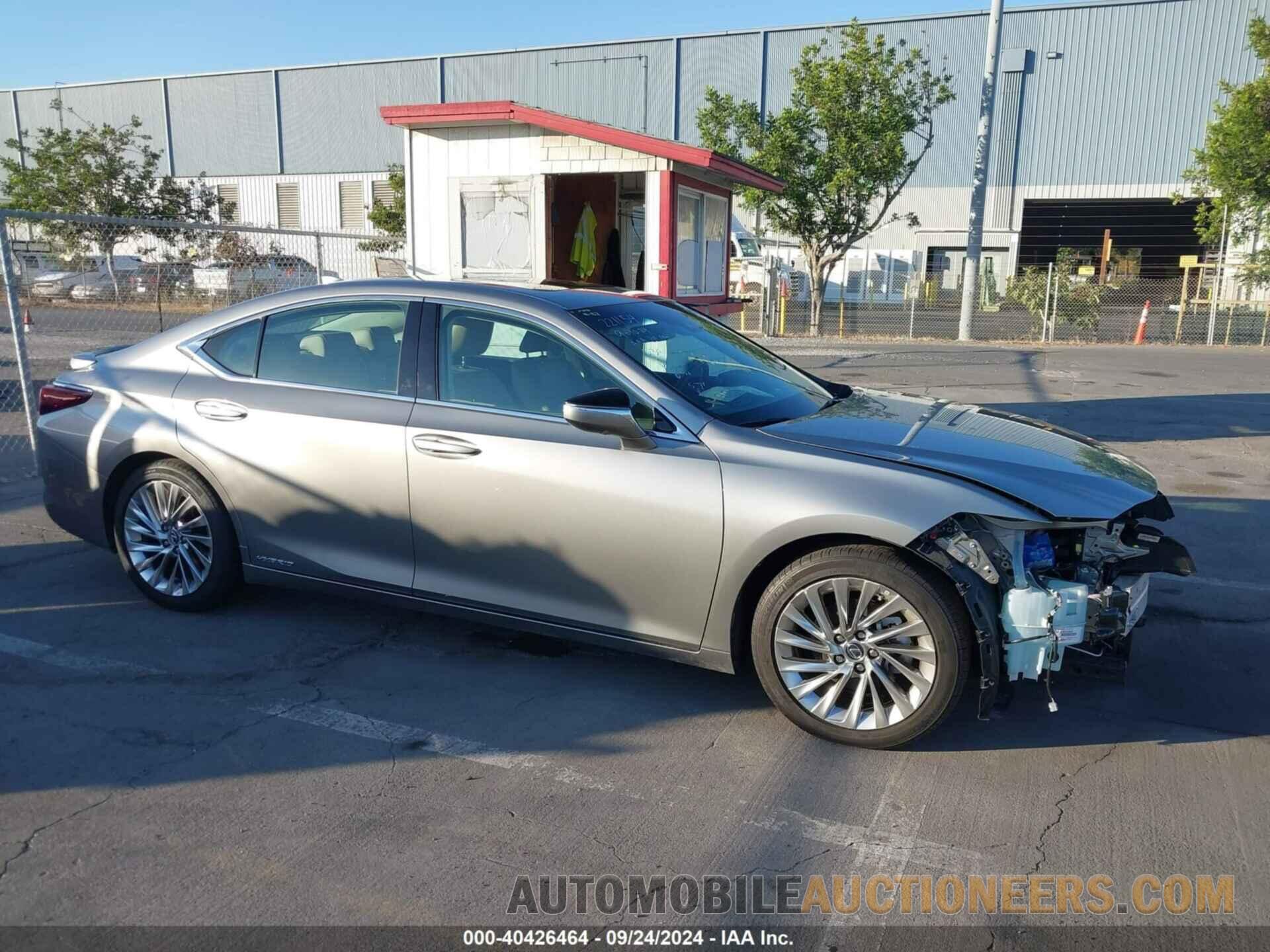 58AEA1C16MU001444 LEXUS ES 300H 2021