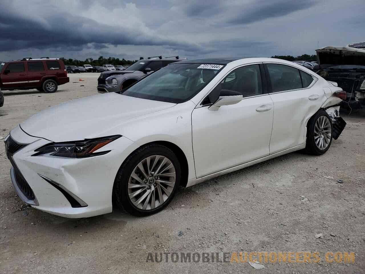 58AEZ1B15MU092894 LEXUS ES350 2021