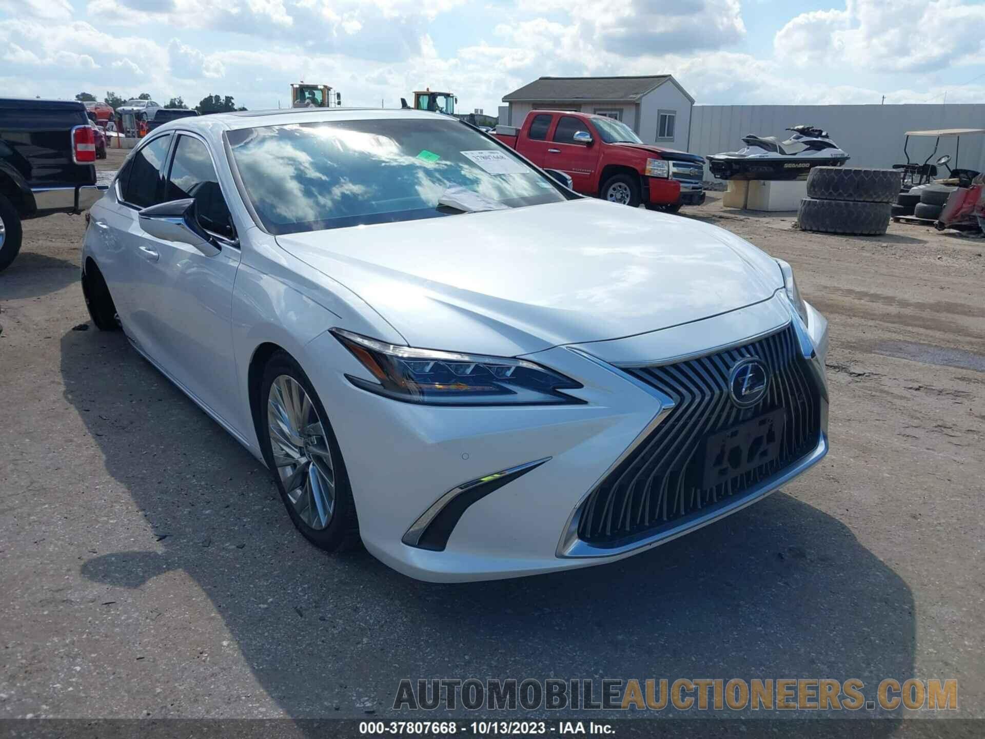 58AFA1C10MU003341 LEXUS ES 2021