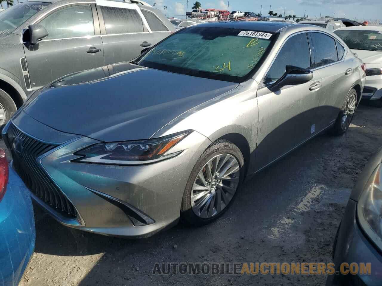 58AFA1C11MU002554 LEXUS ES300 2021