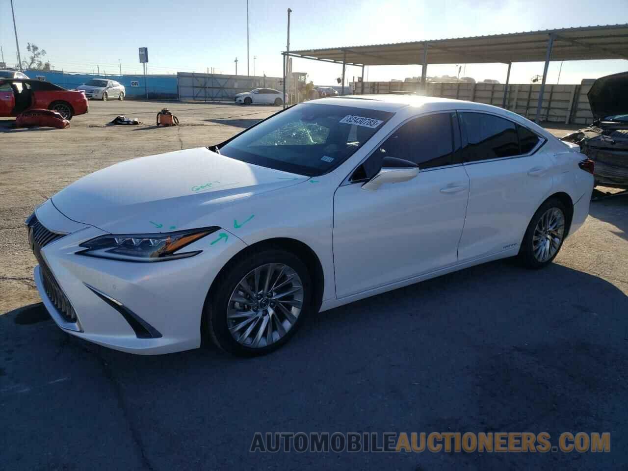 58AFA1C12MU007343 LEXUS ES300 2021