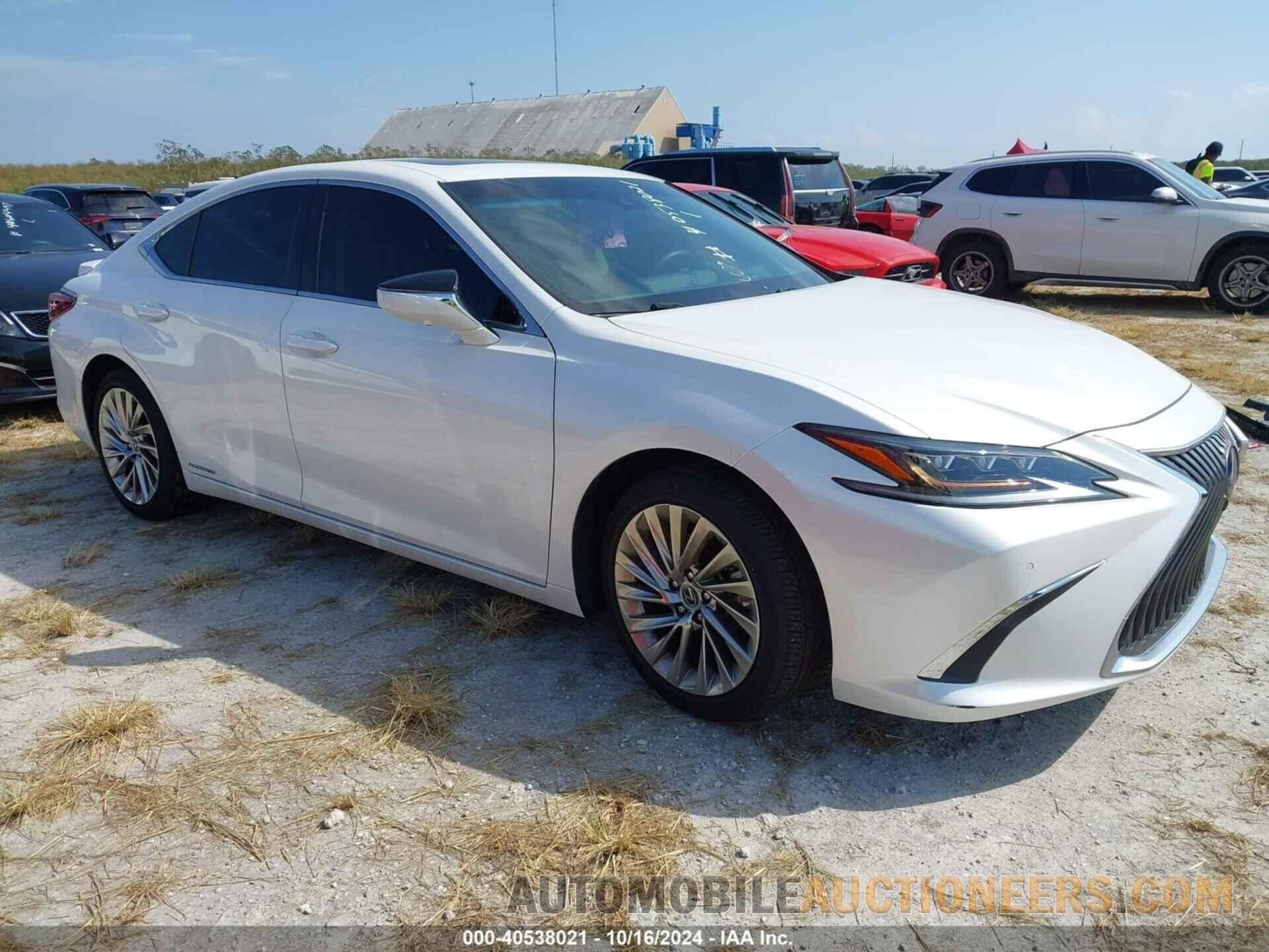 58AFA1C13MU010462 LEXUS ES 300H 2021