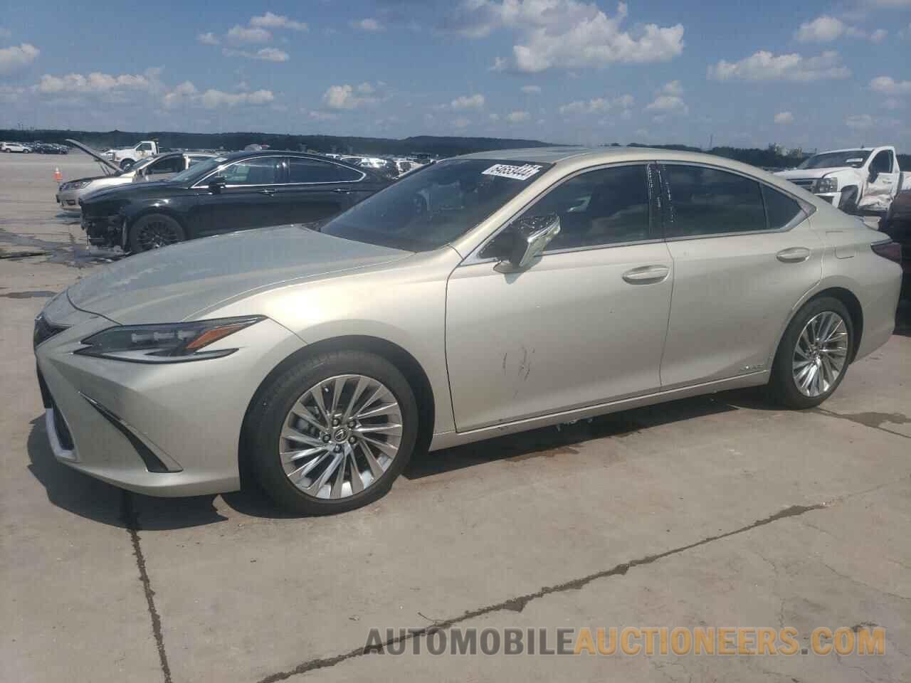 58AFA1C1XNU014946 LEXUS ES300 2022