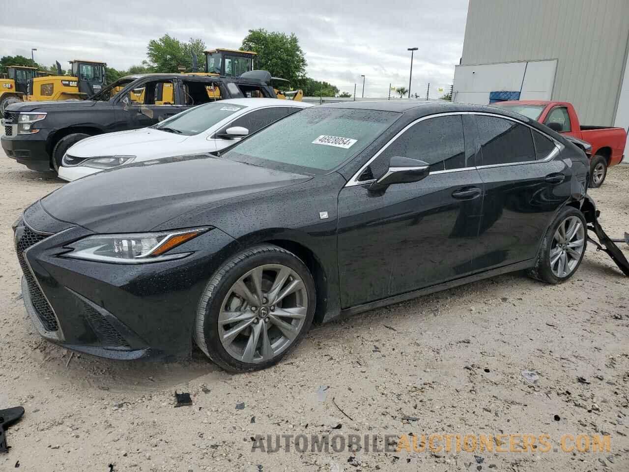 58AGZ1B10LU058692 LEXUS ES350 2020