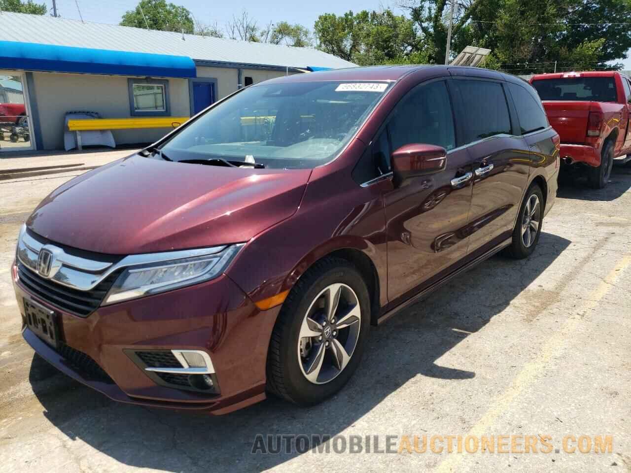 5FNRL6H81JB062697 HONDA ODYSSEY 2018