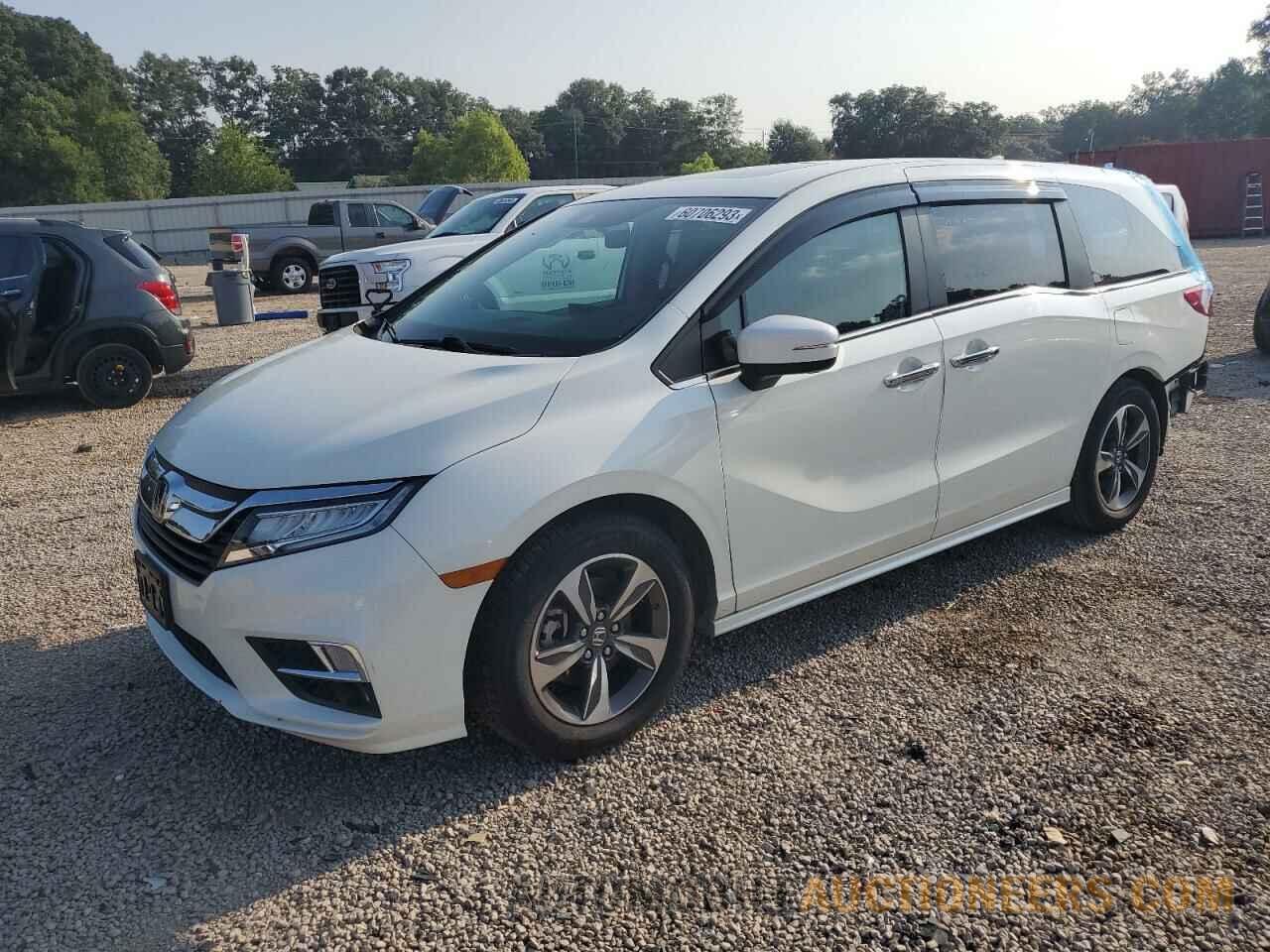 5FNRL6H82JB008986 HONDA ODYSSEY 2018