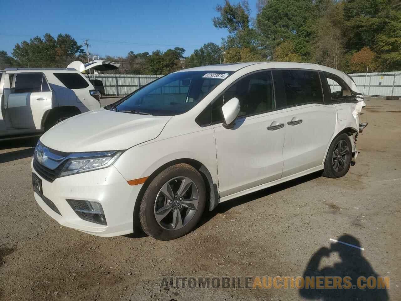 5FNRL6H83JB000976 HONDA ODYSSEY 2018