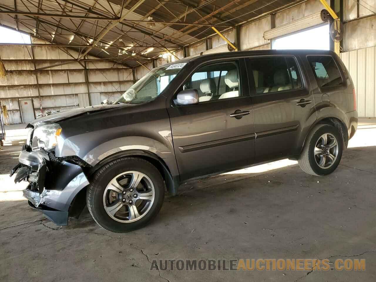 5FNYF3H3XFB034944 HONDA PILOT 2015