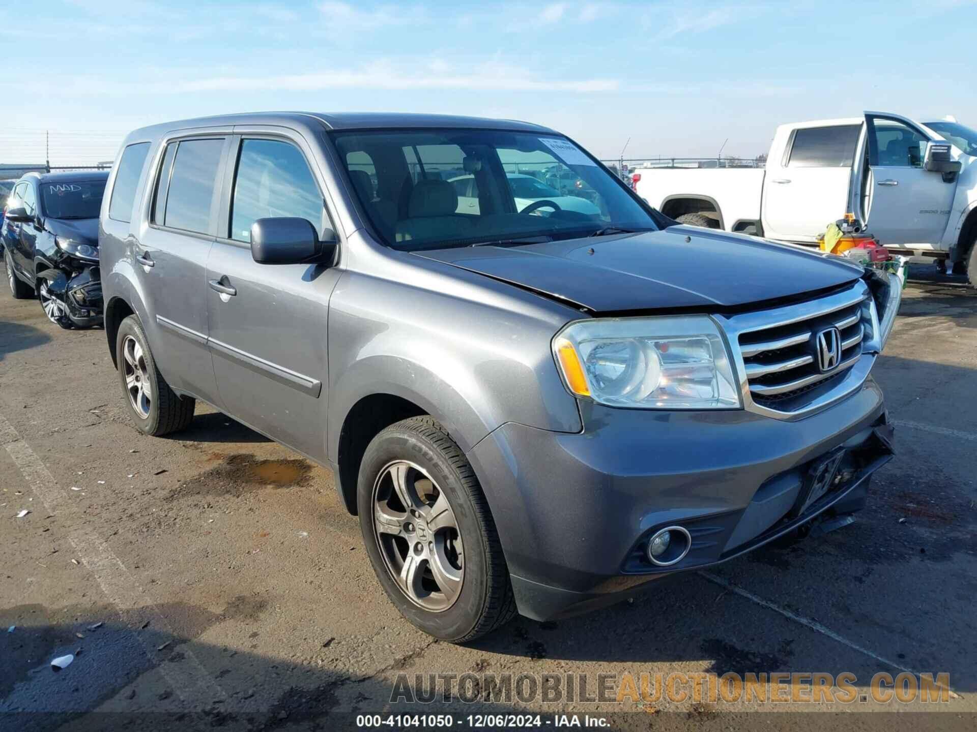 5FNYF3H42FB003342 HONDA PILOT 2015