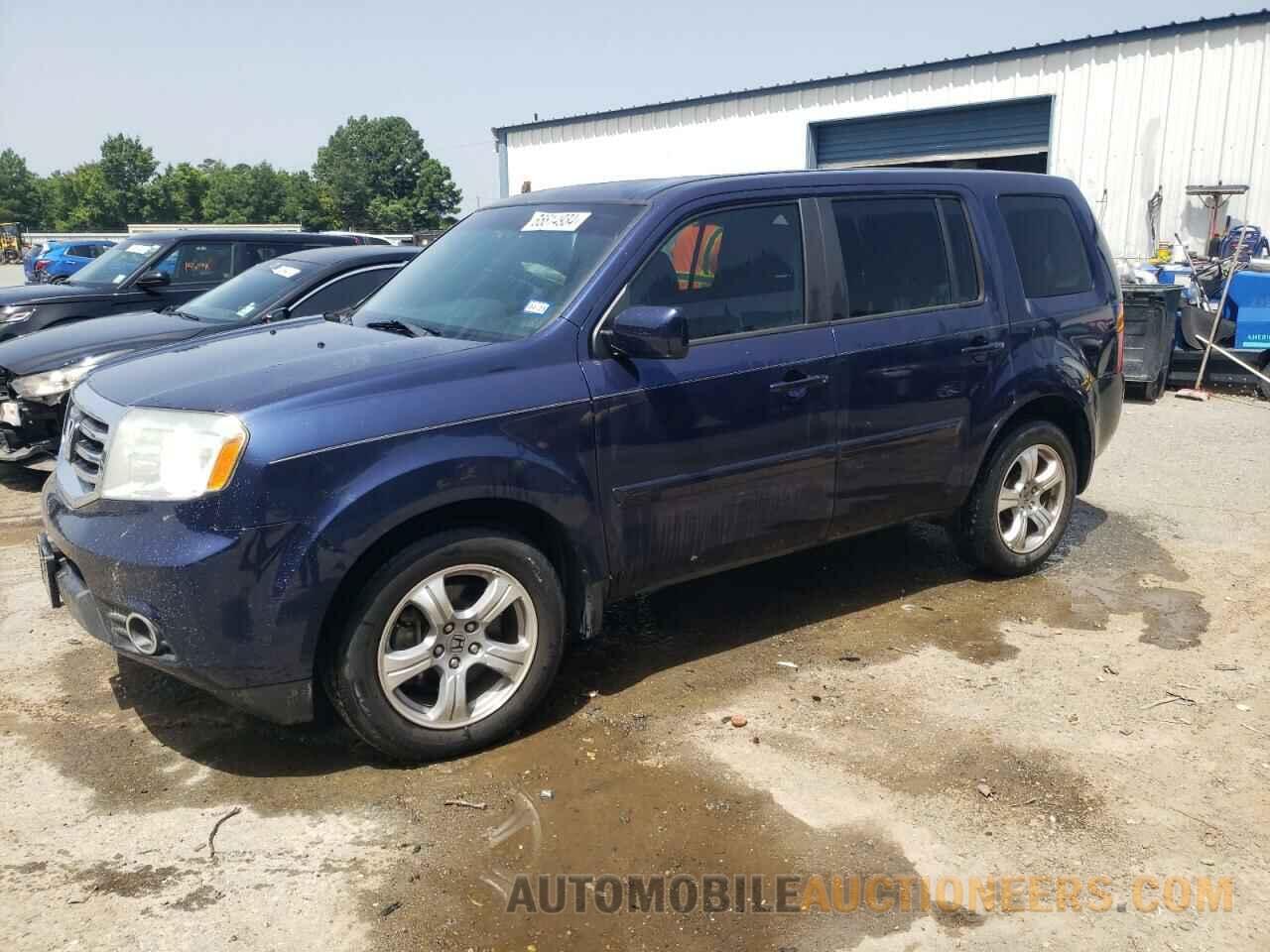 5FNYF3H42FB004670 HONDA PILOT 2015