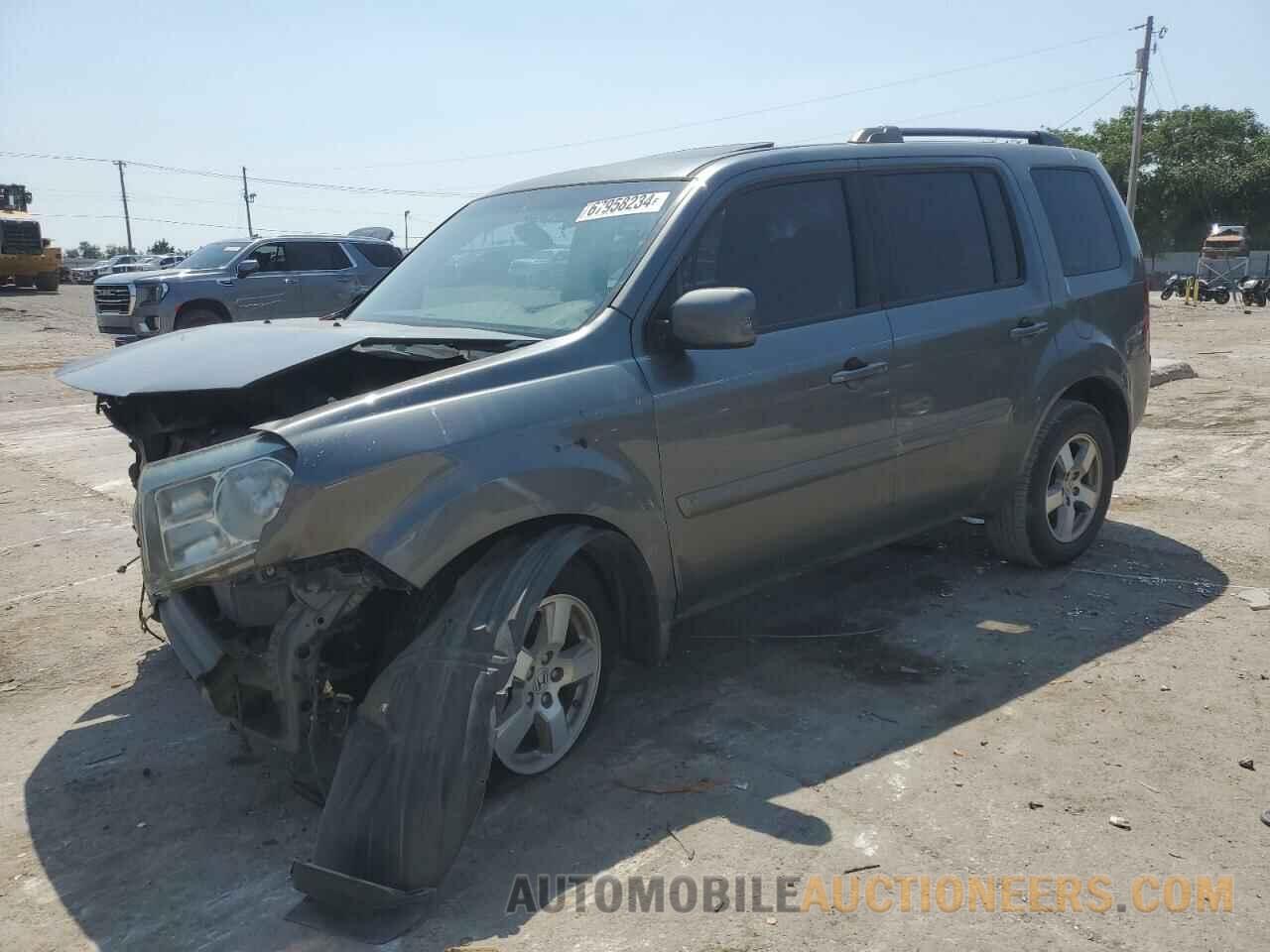 5FNYF3H50BB028775 HONDA PILOT 2011