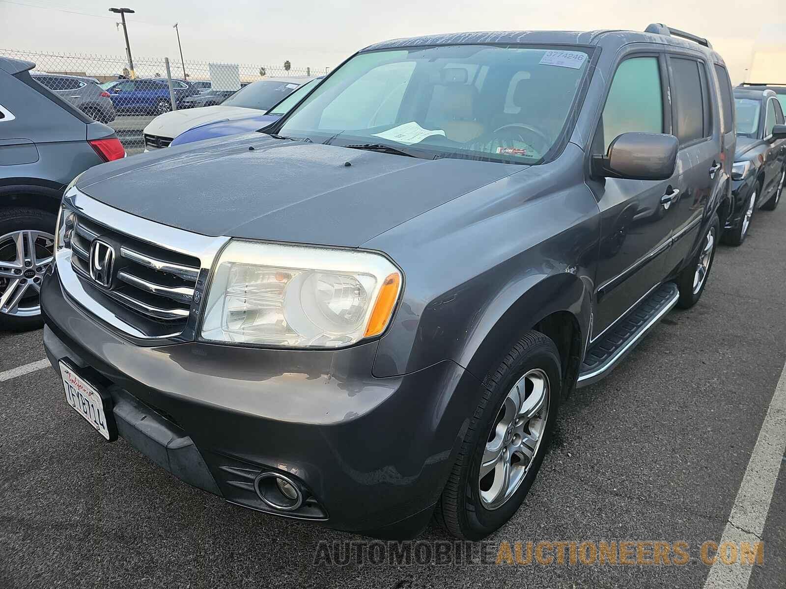 5FNYF3H56FB004700 Honda Pilot 2015