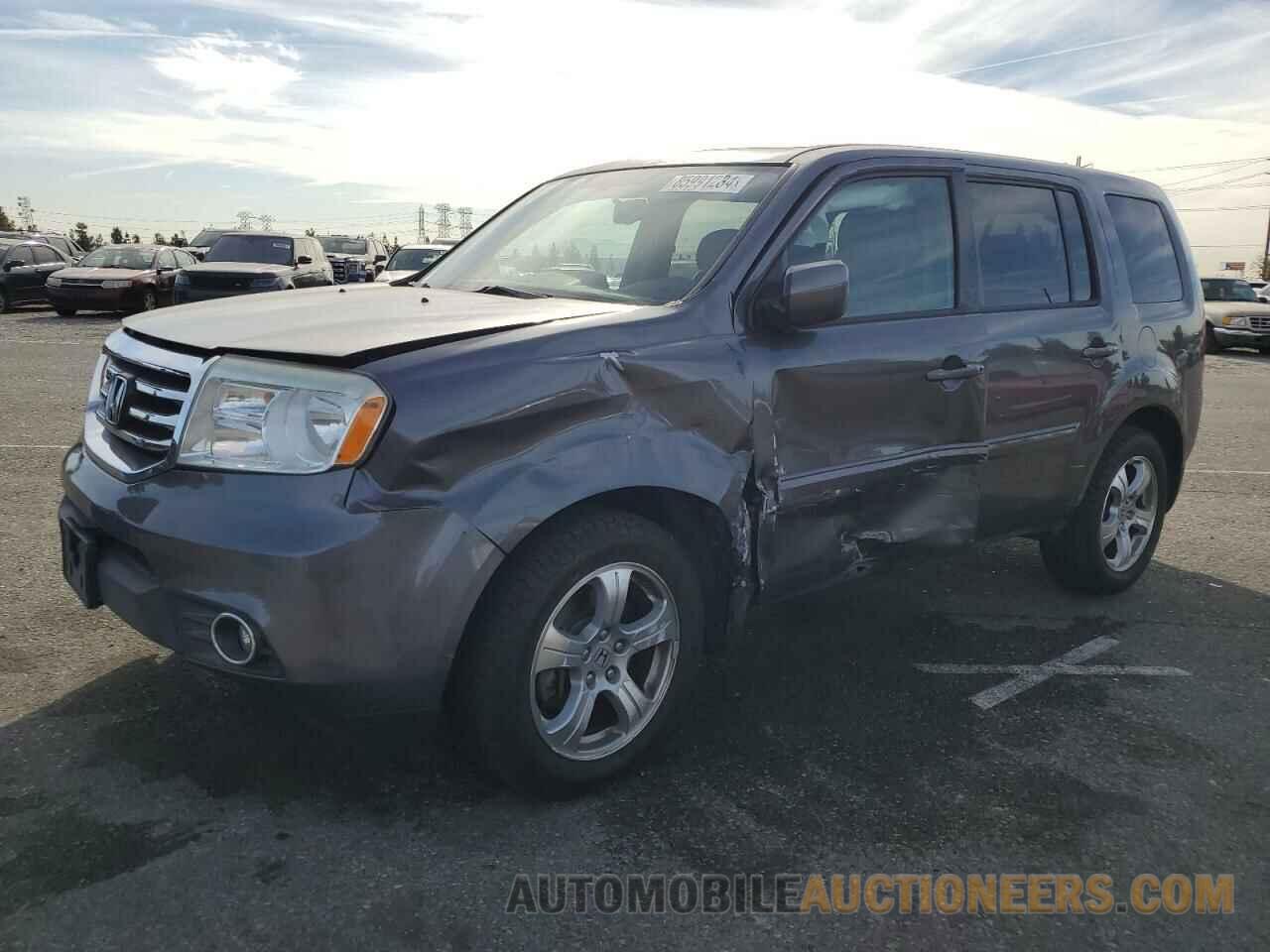 5FNYF3H60FB017693 HONDA PILOT 2015