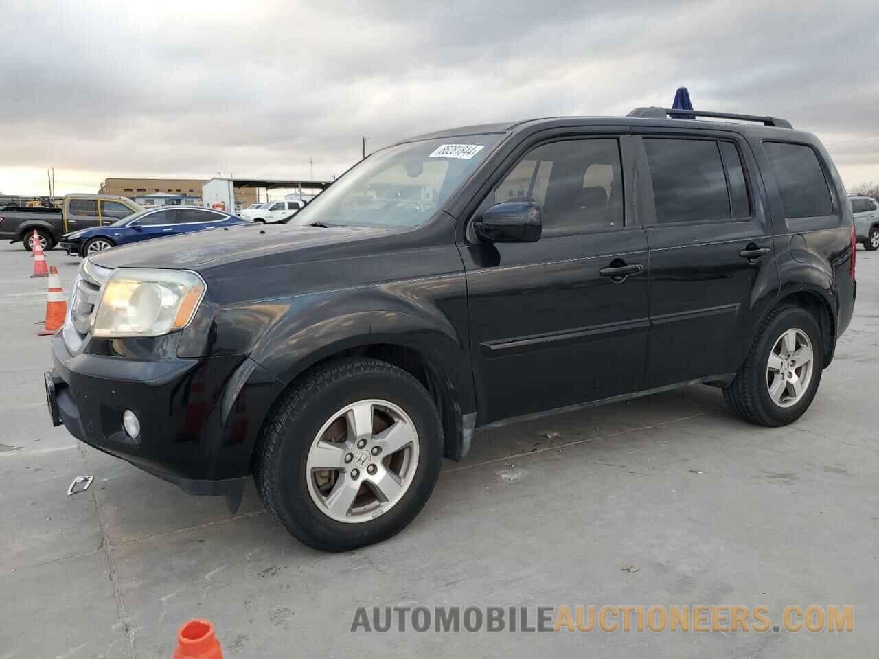 5FNYF3H78BB003995 HONDA PILOT 2011