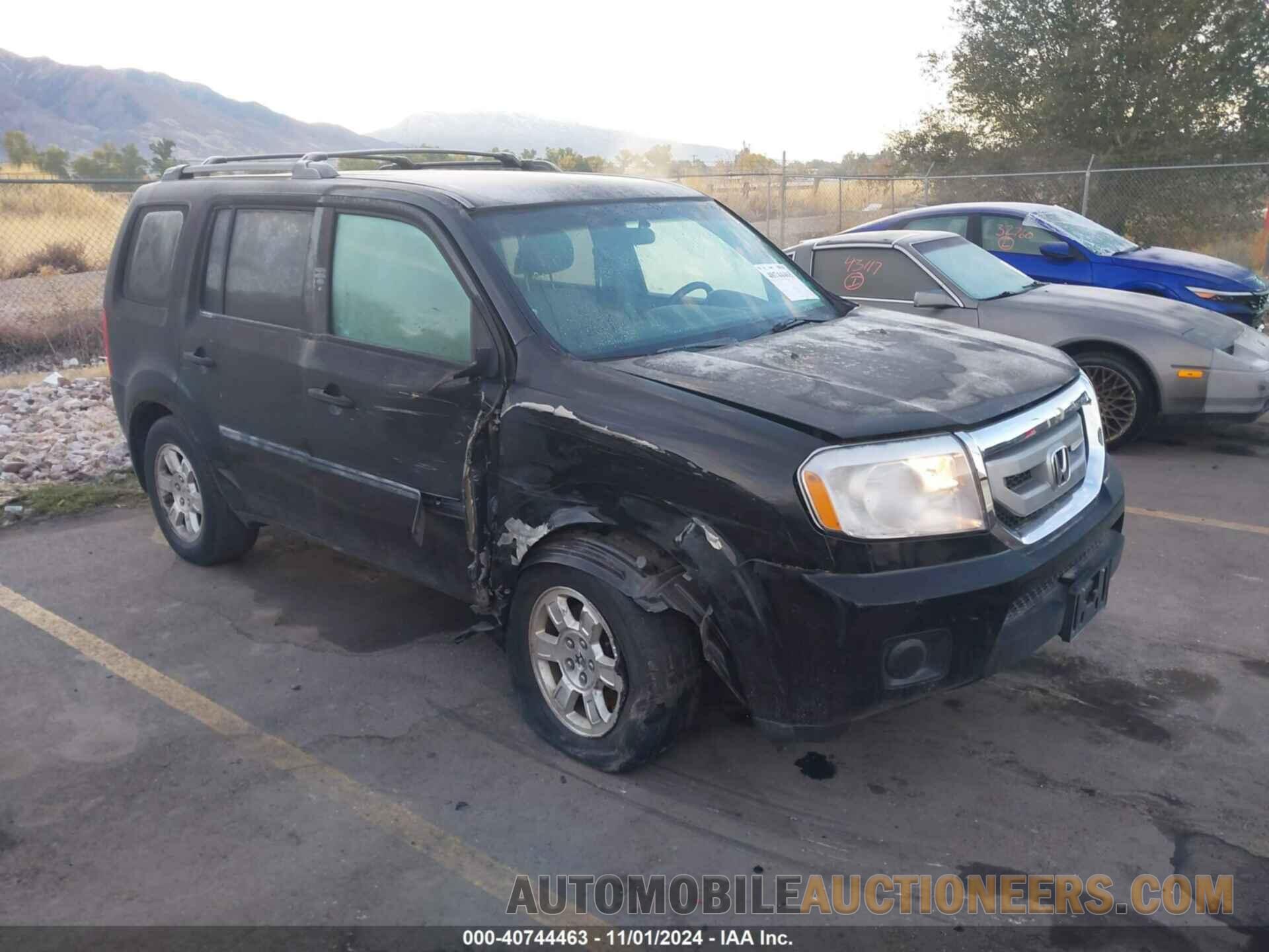 5FNYF4H24BB056798 HONDA PILOT 2011