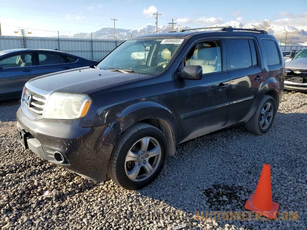 5FNYF4H50DB064085 HONDA PILOT 2013