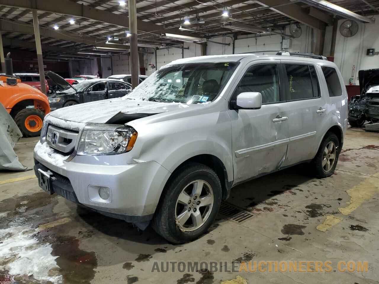 5FNYF4H52BB036205 HONDA PILOT 2011