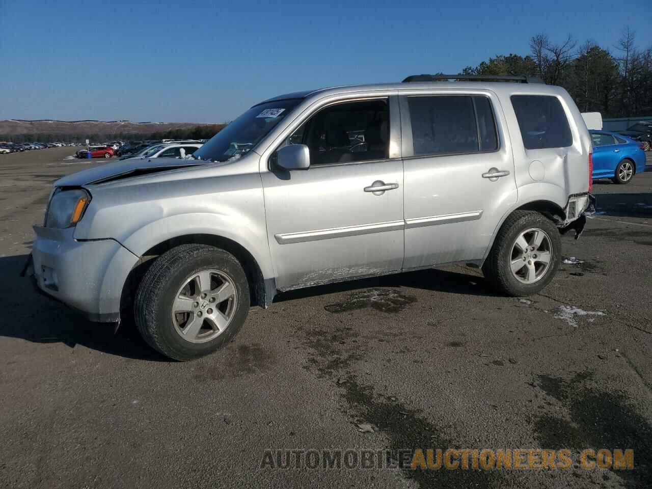 5FNYF4H52BB069155 HONDA PILOT 2011