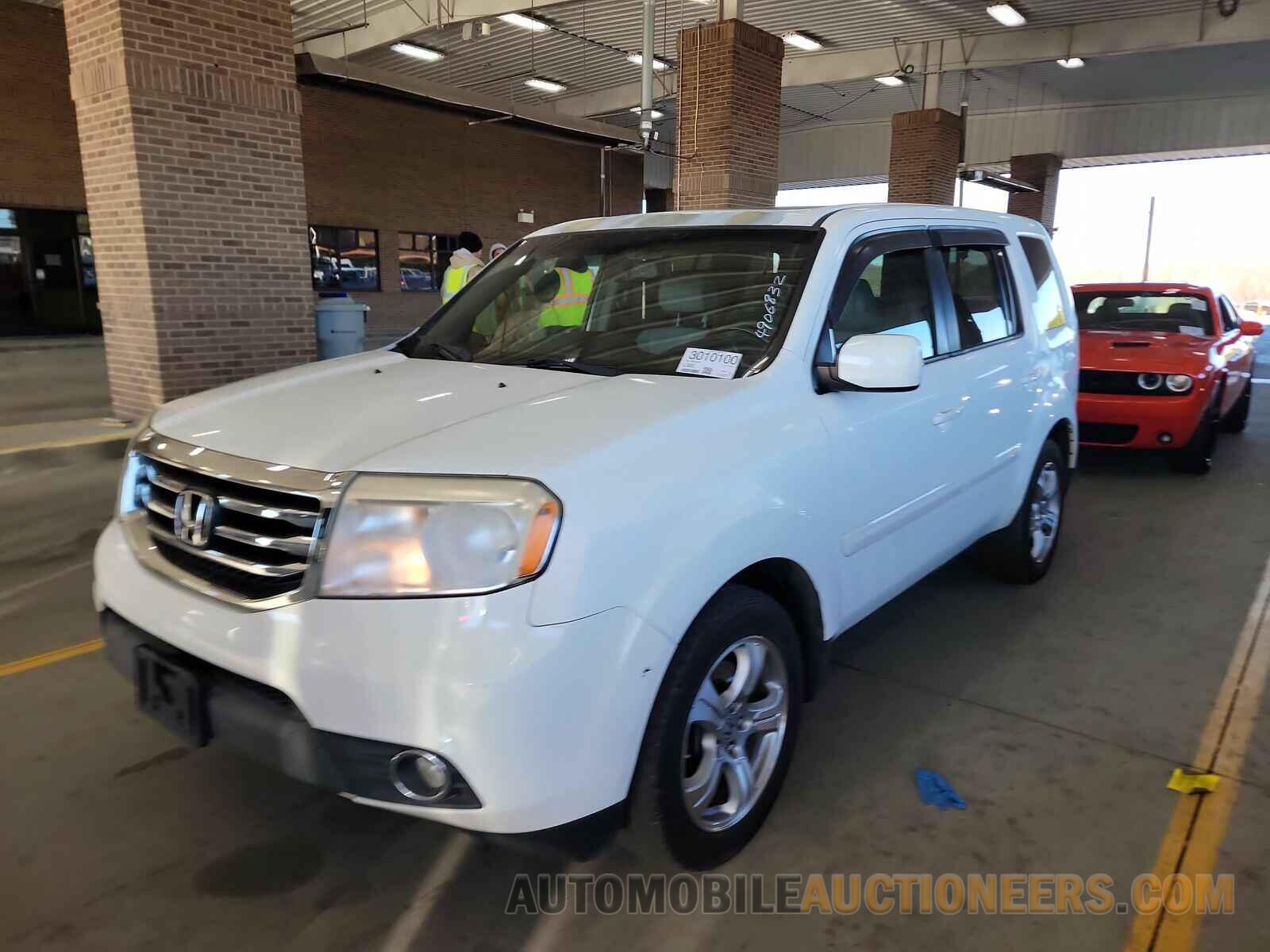 5FNYF4H52FB003081 Honda Pilot 2015