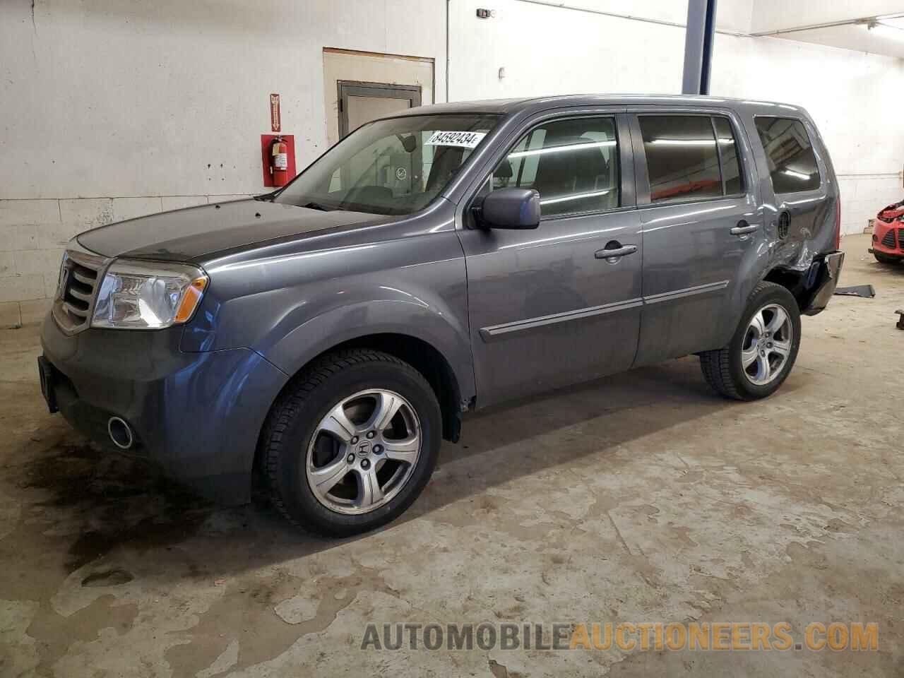 5FNYF4H52FB034394 HONDA PILOT 2015